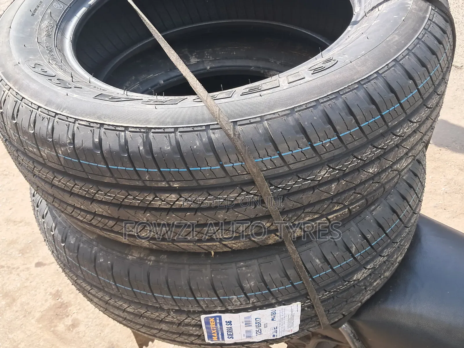 225/65r17 Maxtrek