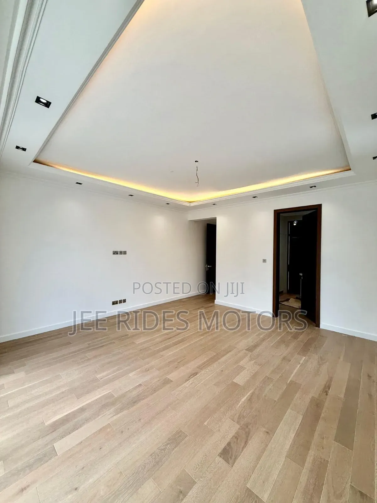 5bdrm Villa in Hardy, Nairobi Central for sale