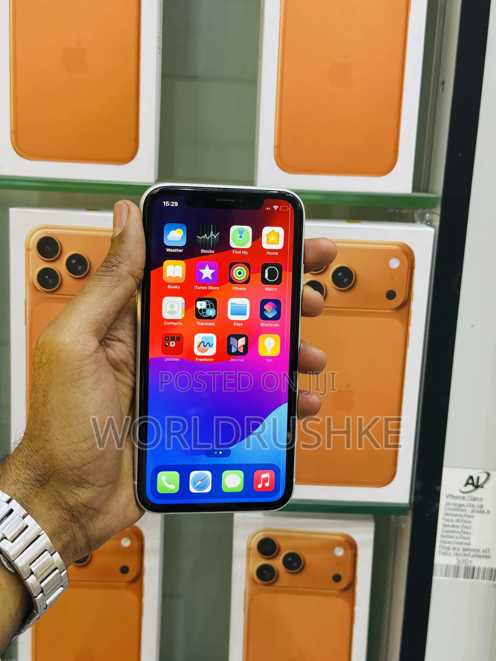 Apple iPhone XR 64 GB White