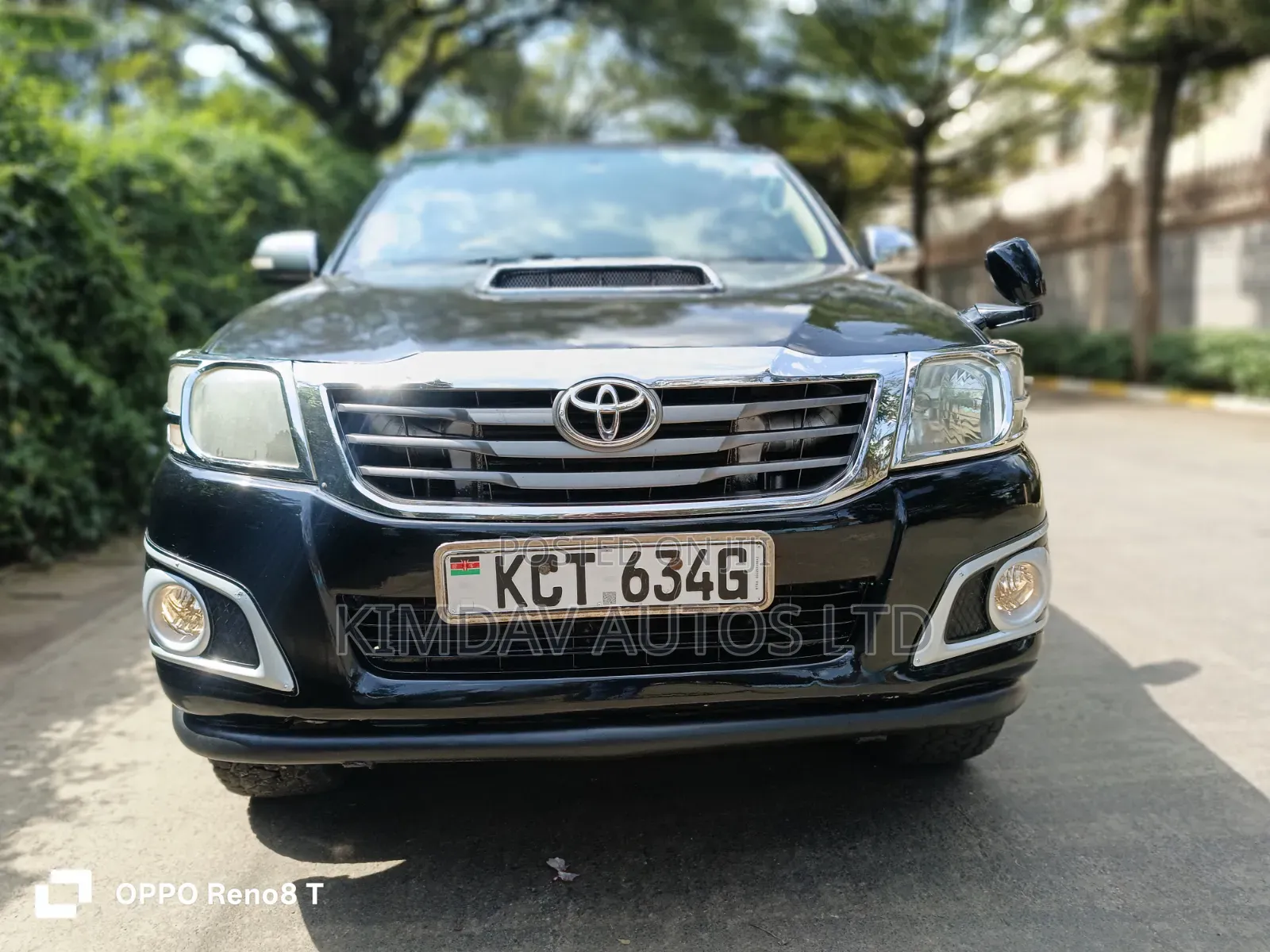 Toyota Hilux 2012 Black