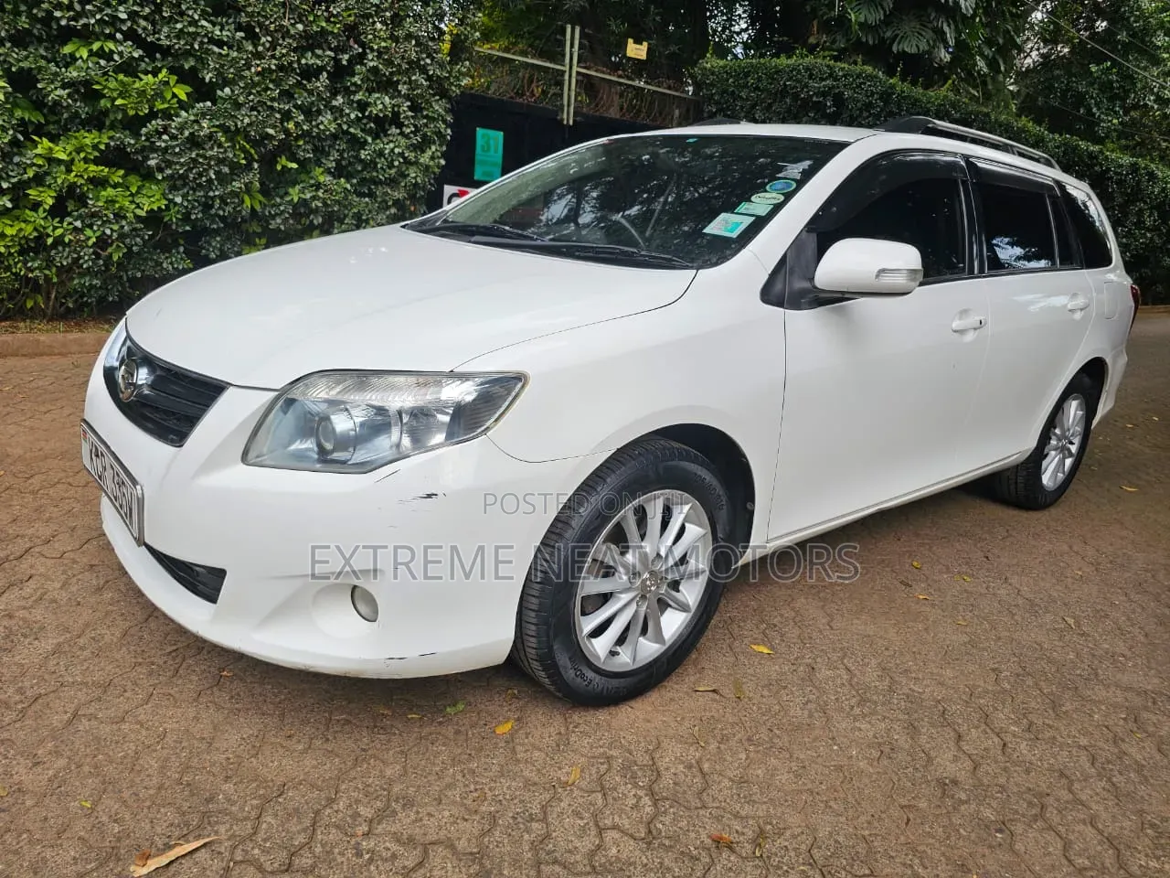 Toyota Corolla Fielder 2011 White