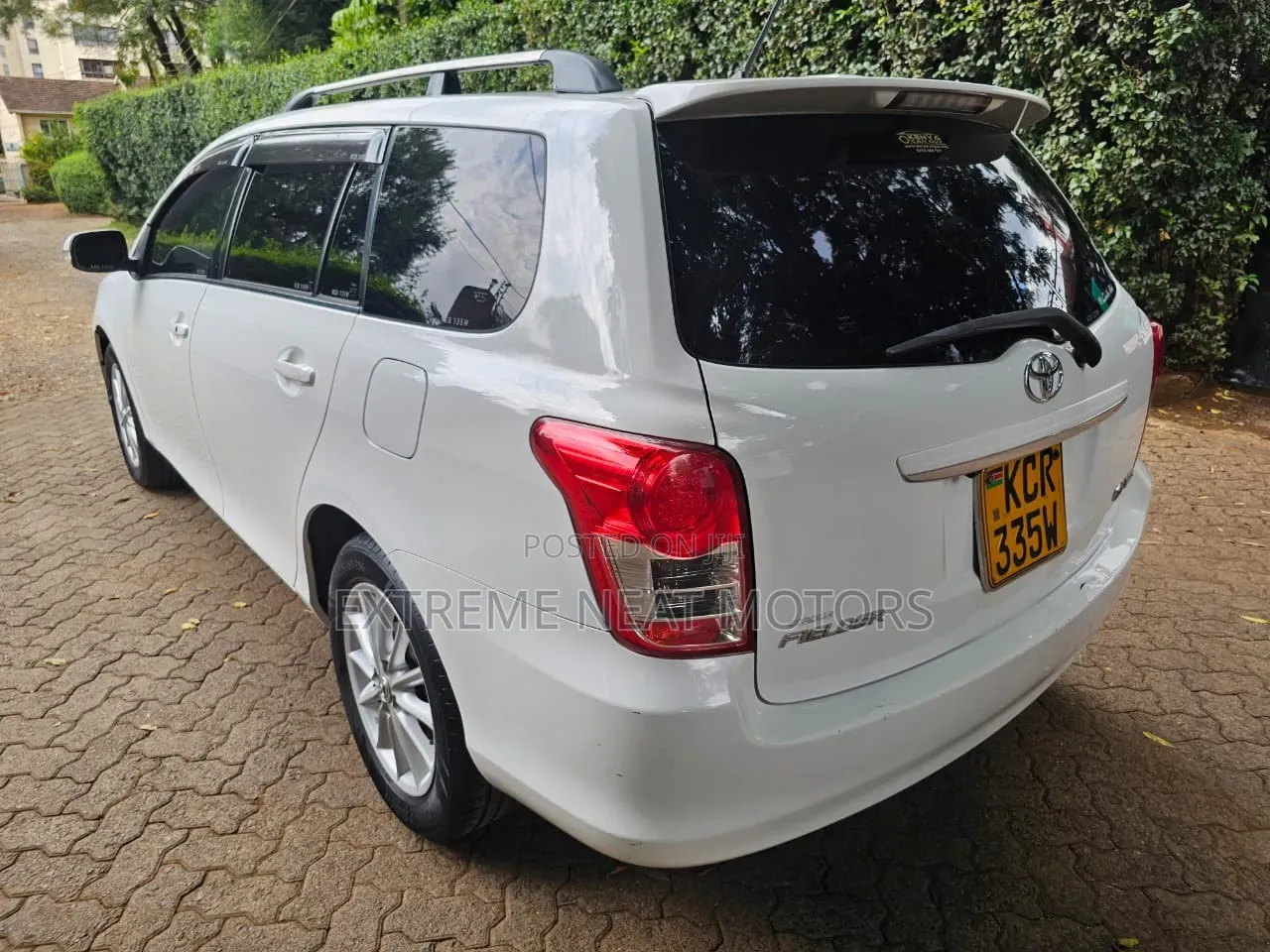 Toyota Corolla Fielder 2011 White
