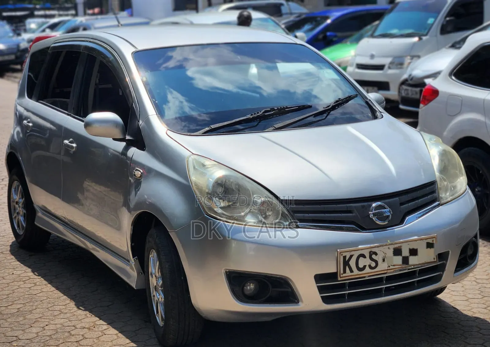 Nissan Note 2010 Silver