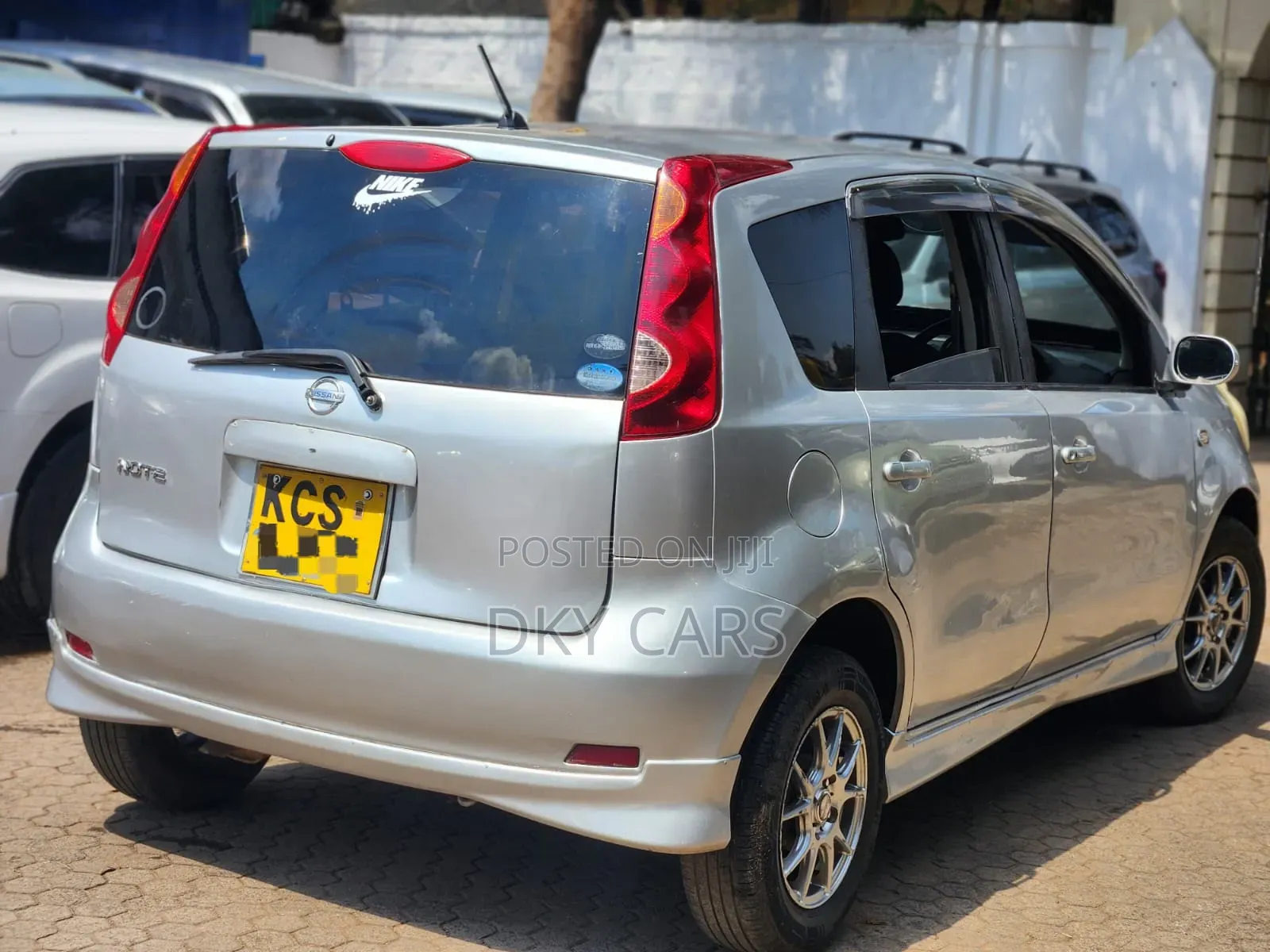 Nissan Note 2010 Silver