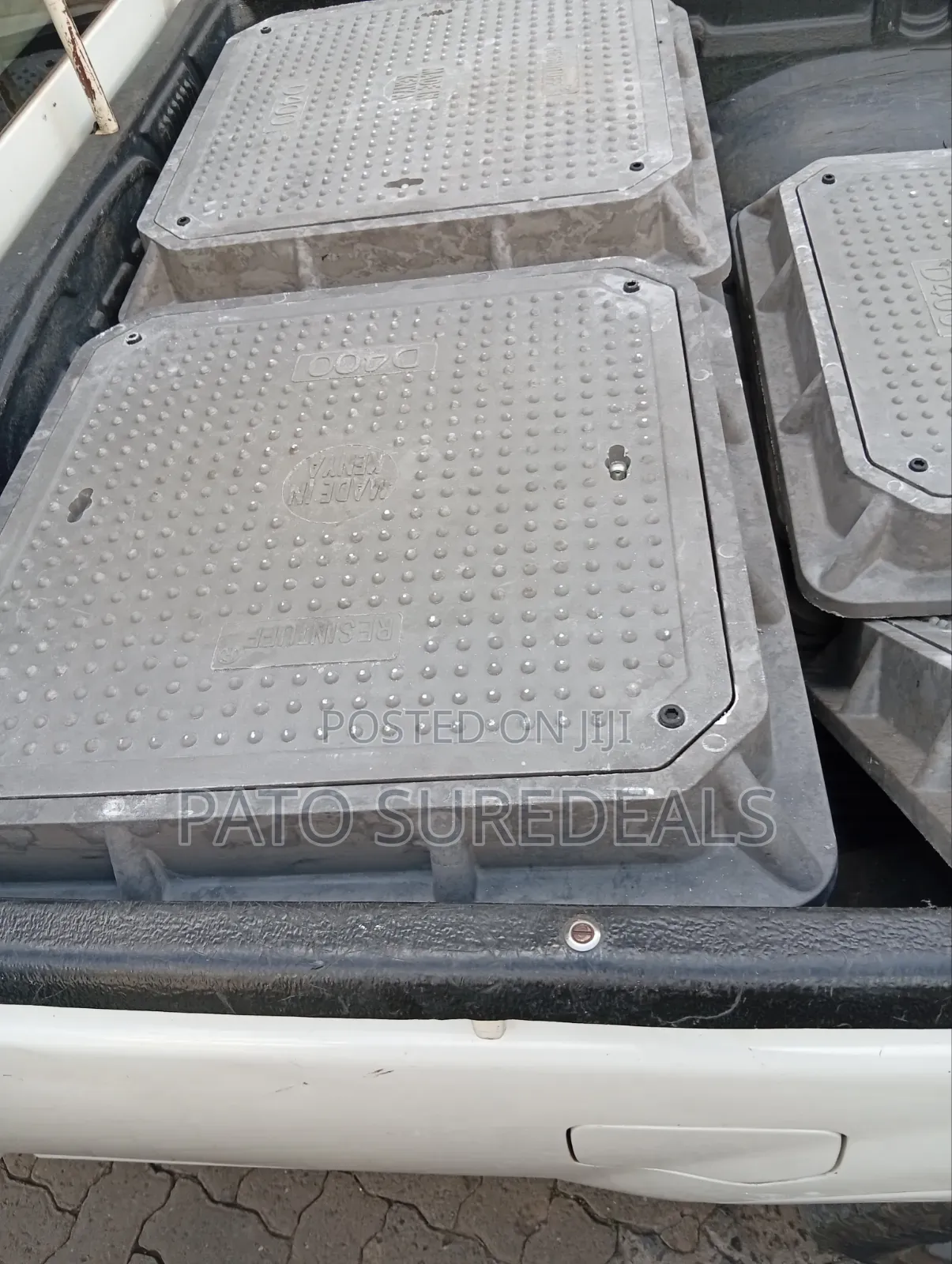 Resintuff Heavy Duty D400 Composite Manhole Cover