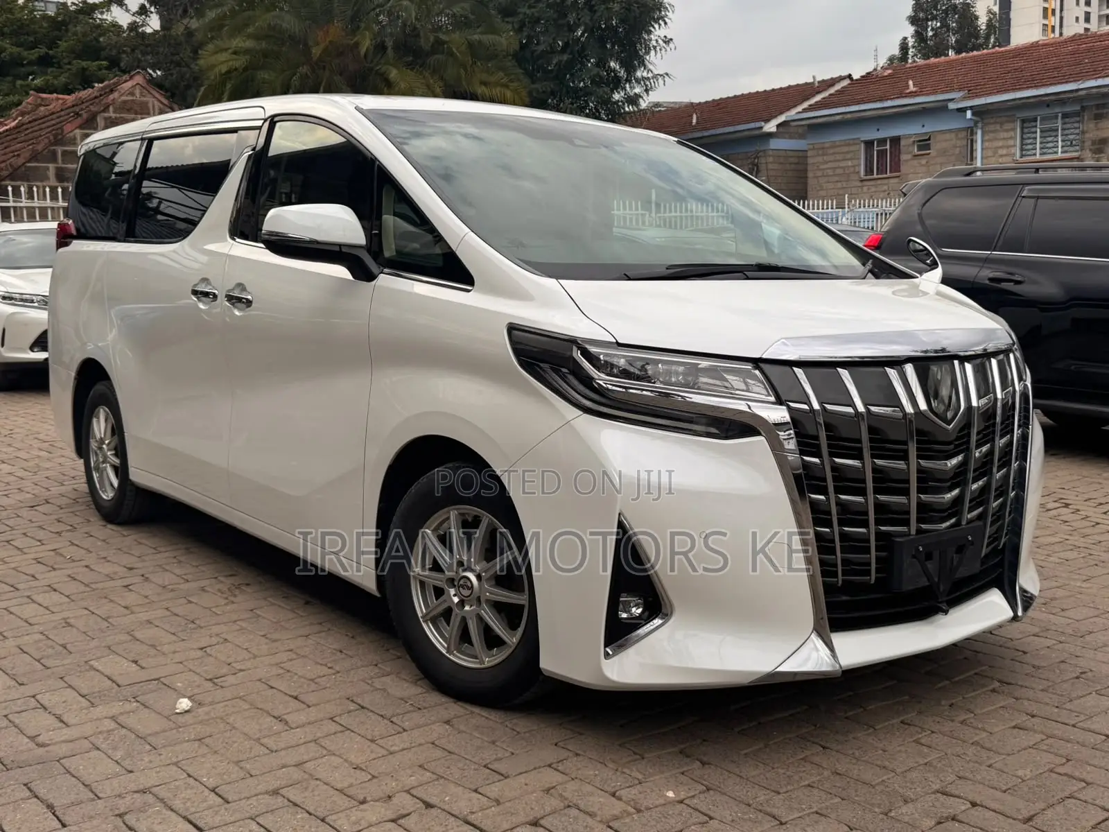 Toyota Alphard 2.5 Petrol AWD 2019 Pearl