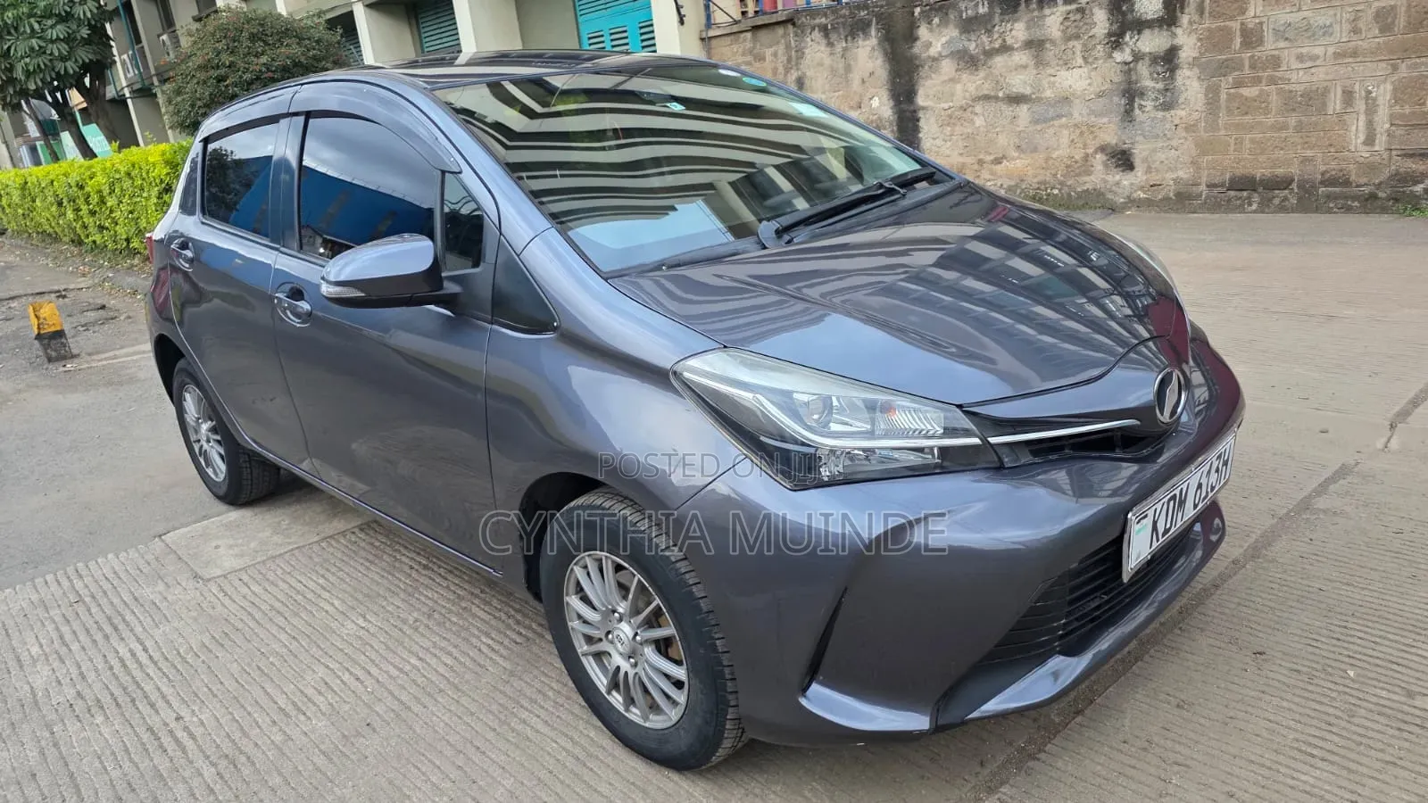Toyota Vitz 2016 Gray