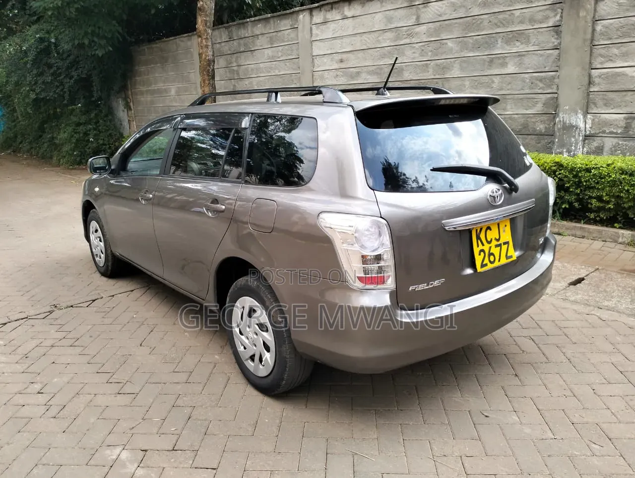 Toyota Corolla Fielder 2010 Gray