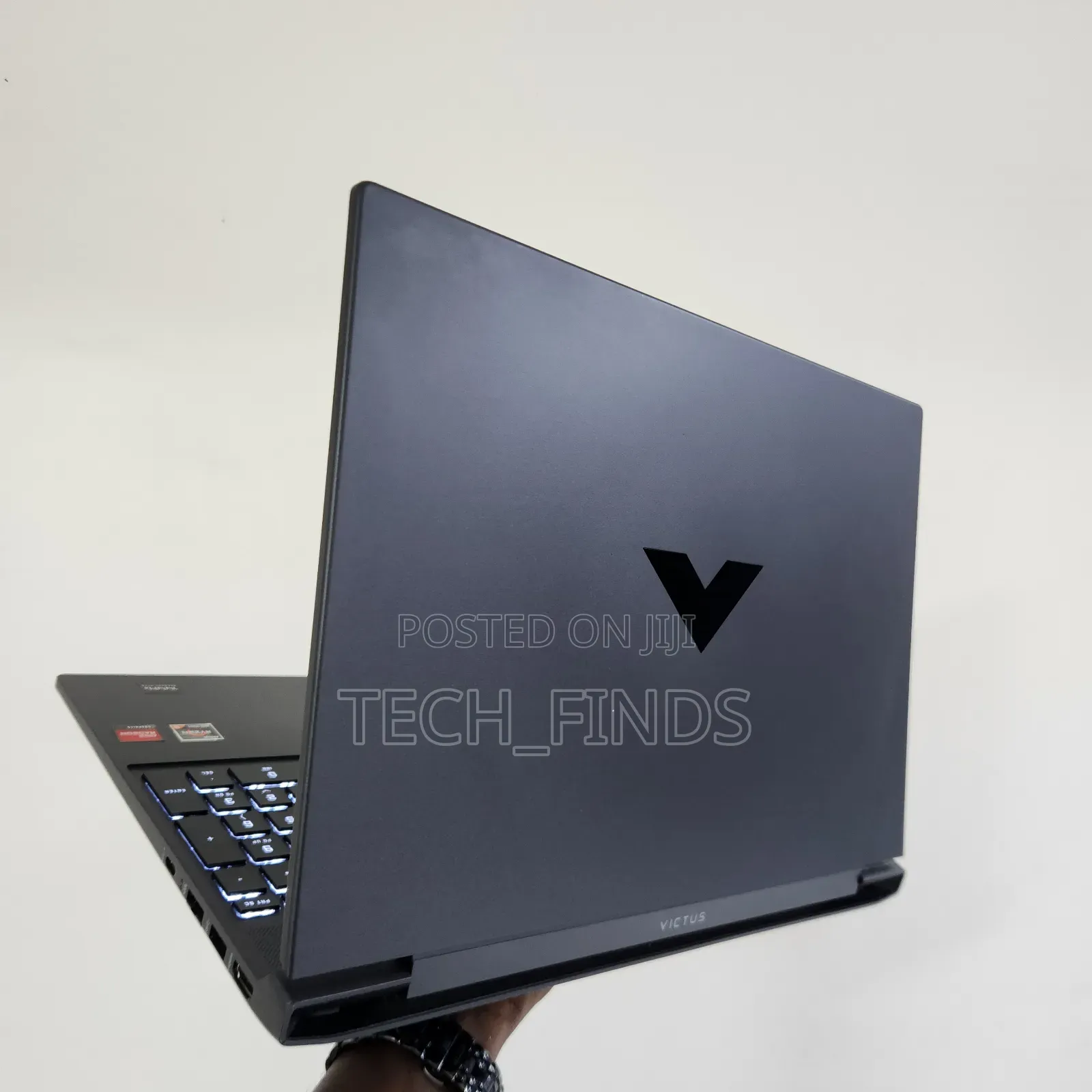 Laptop HP Victus 15 8GB AMD Ryzen 5 SSD 512GB