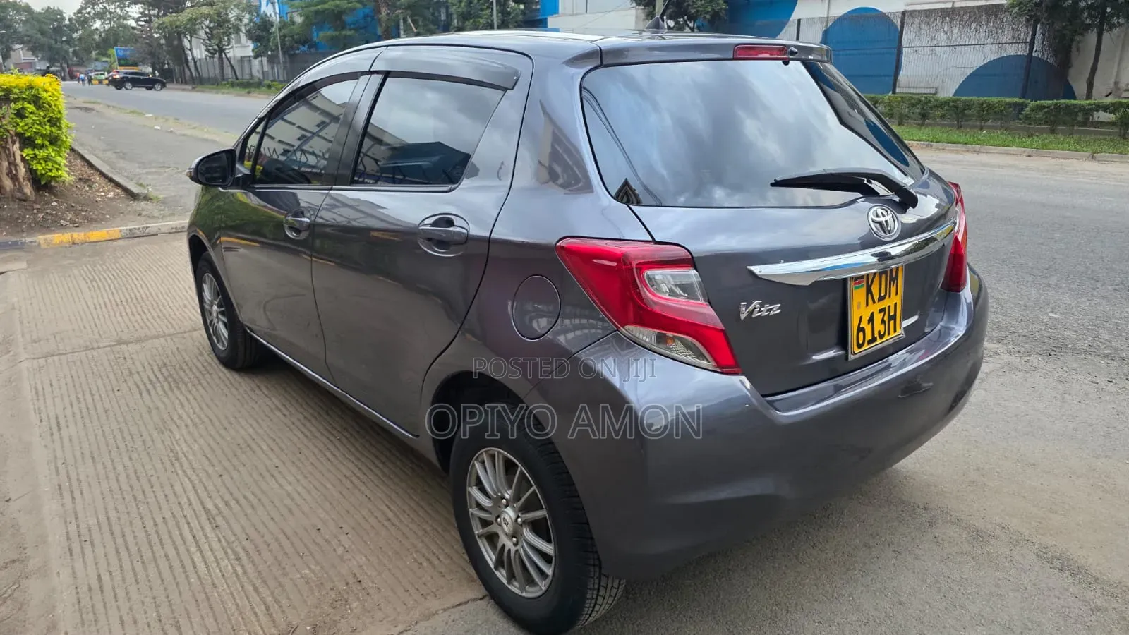 Toyota Vitz 2016 Gray