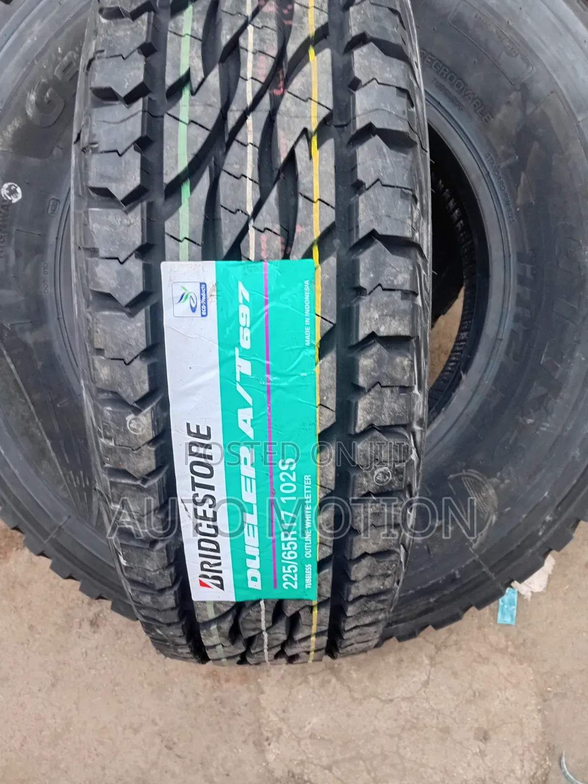225/65r17 102s Bridgestone Made Indonesia