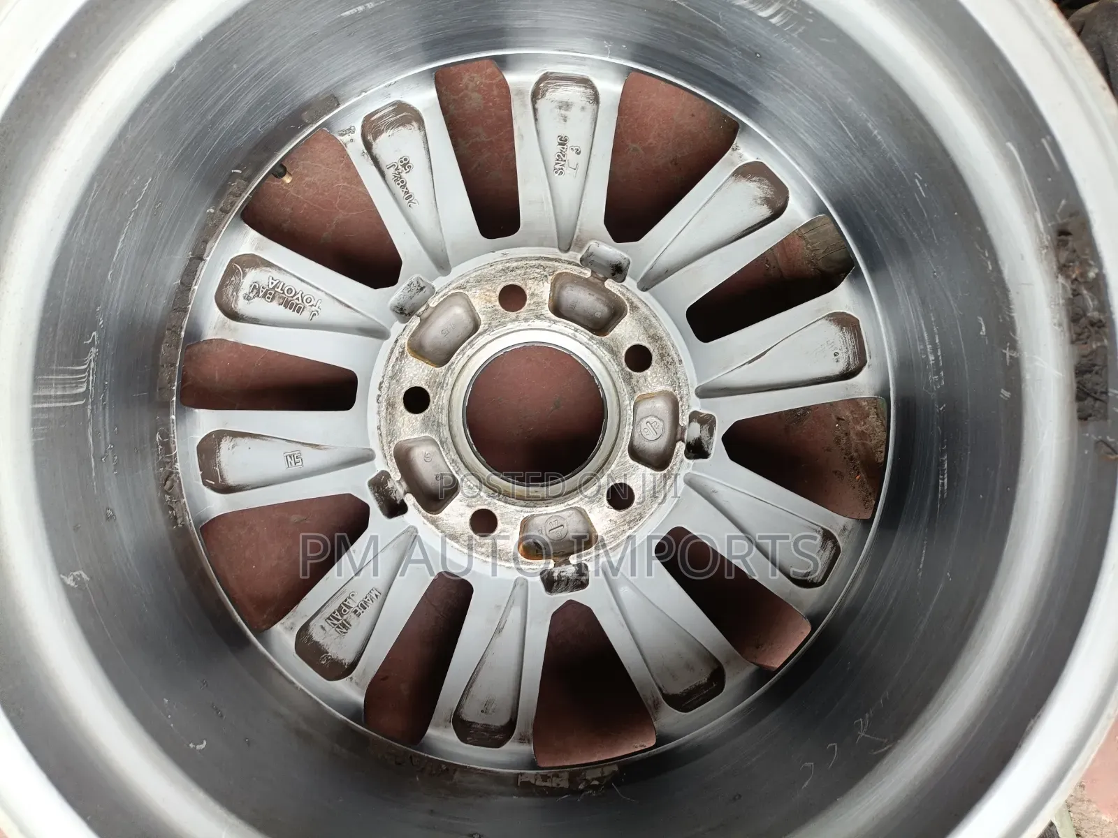 Land Cruiser V8 Rims Size 20