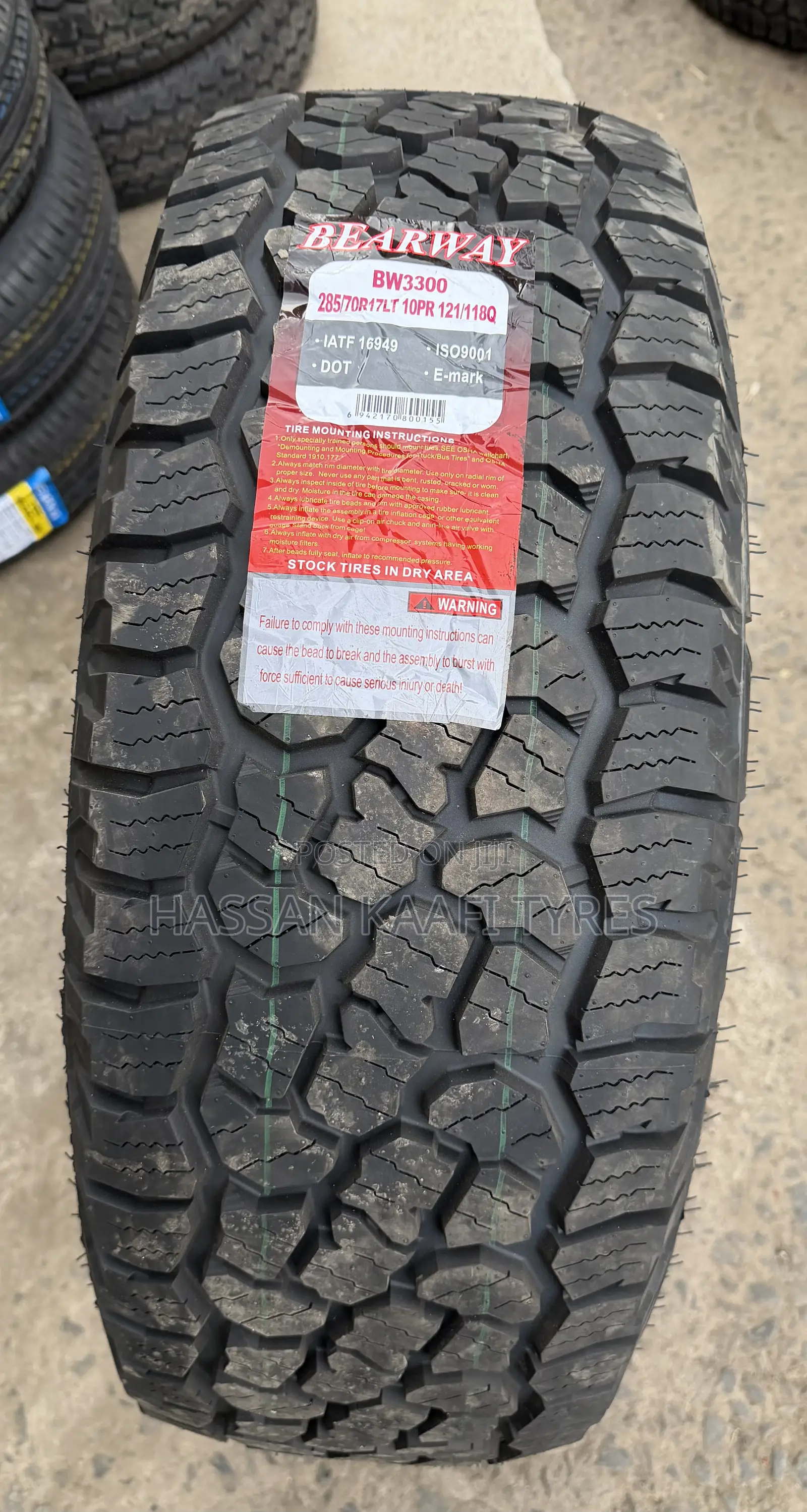 285/70r17 Bearway Tyre