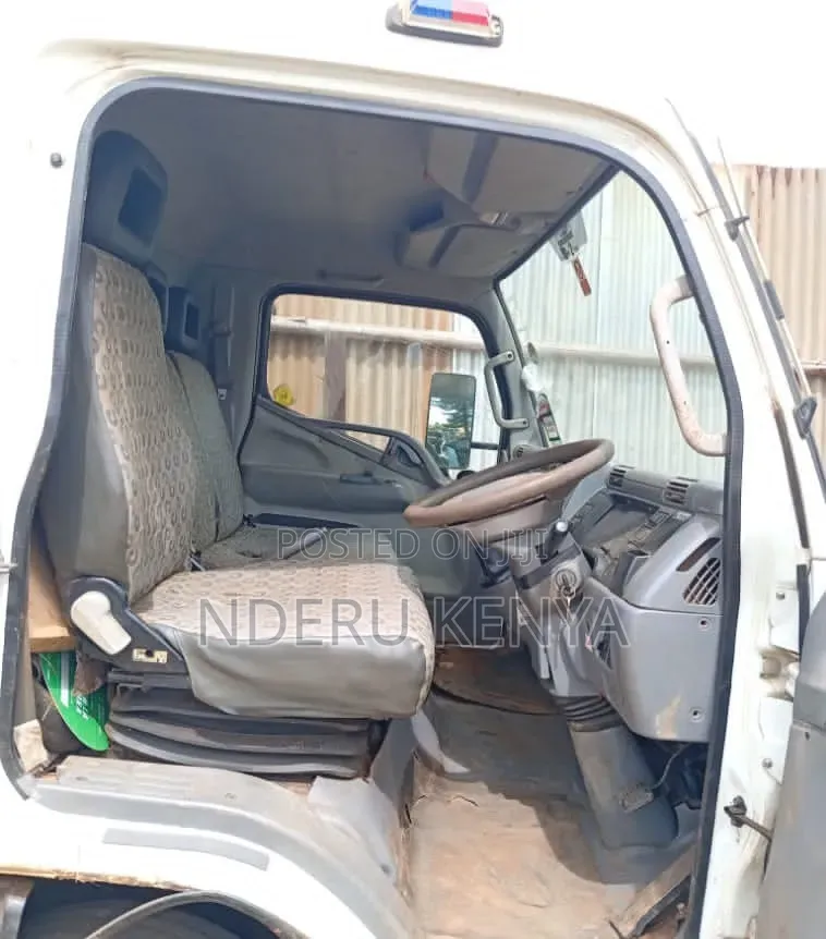Mitsubishi Canter