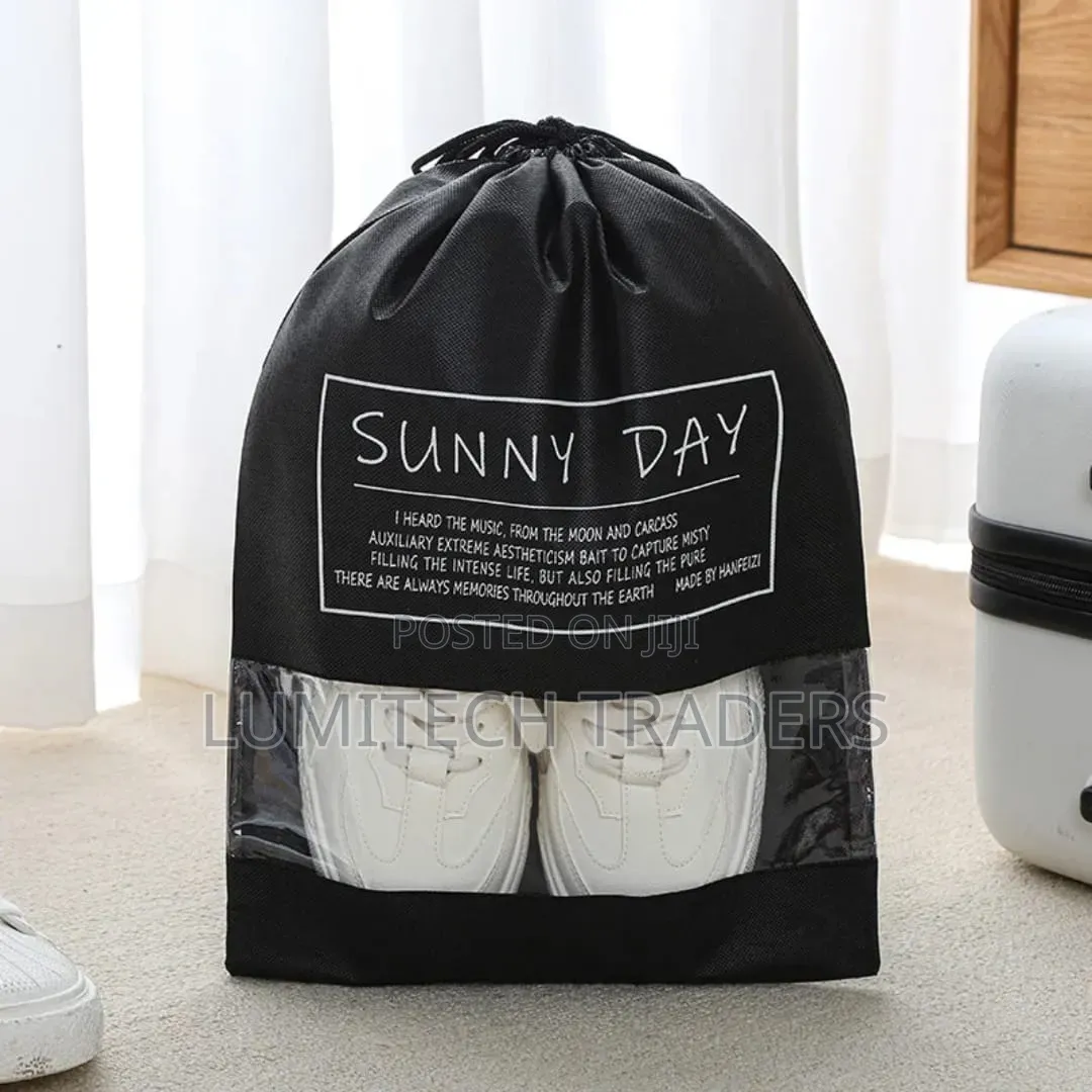 Travel Shoe Storage Bag With a Drawstring