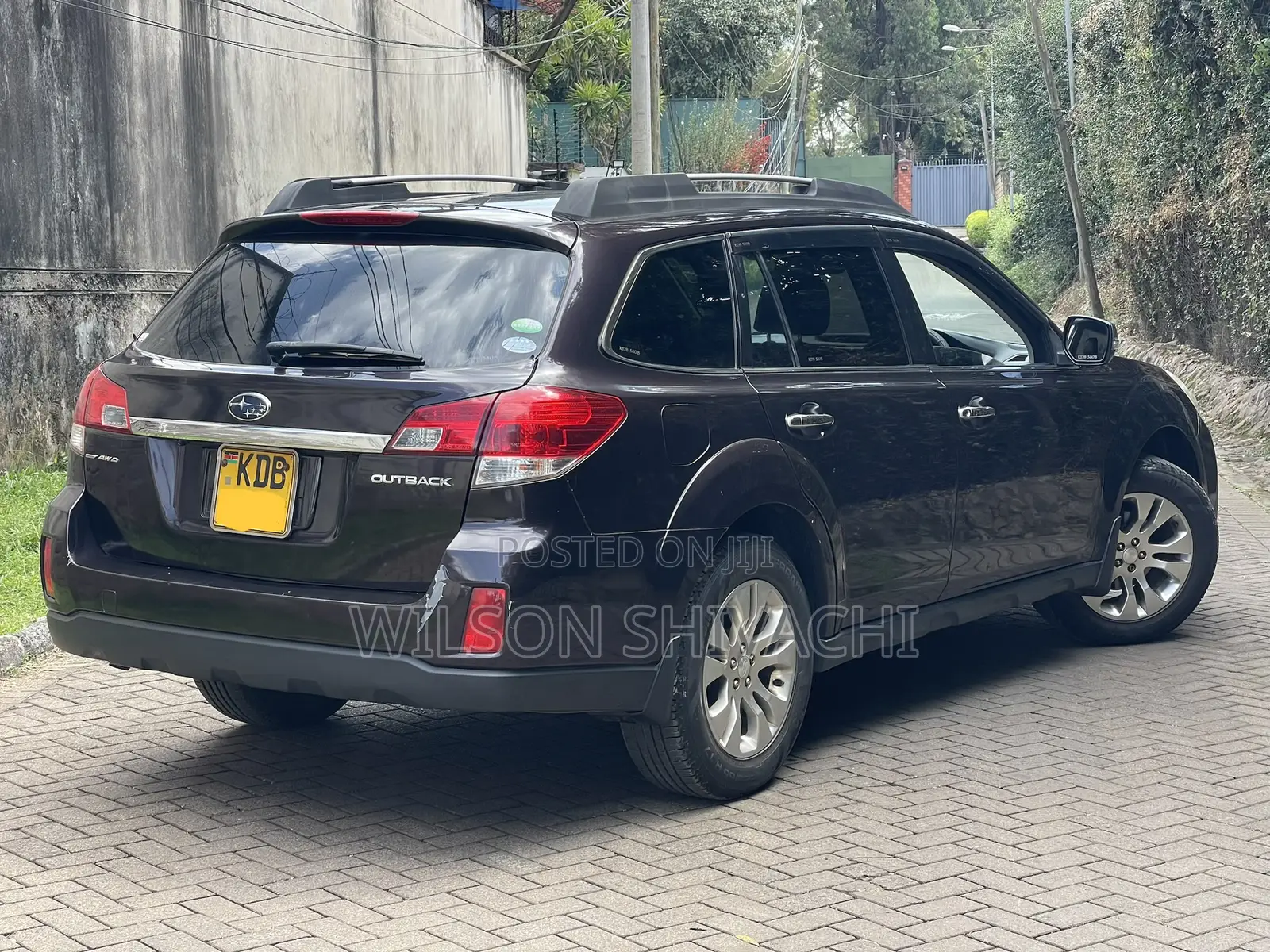 Subaru Outback 2013 Brown