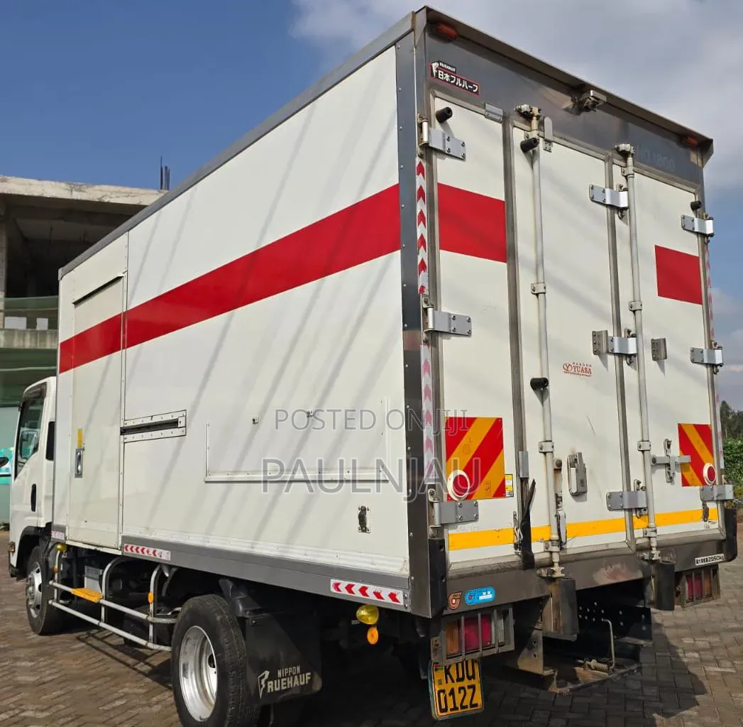 Isuzu Elf Truck
