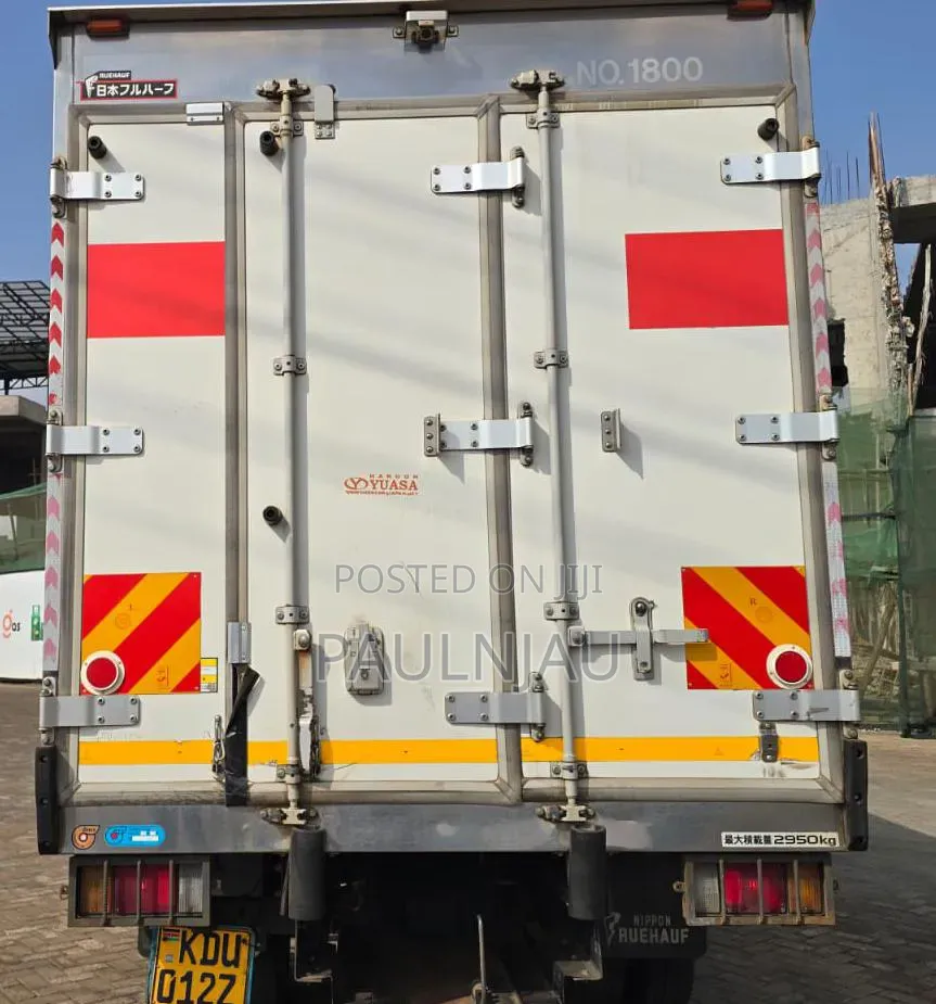 Isuzu Elf Truck