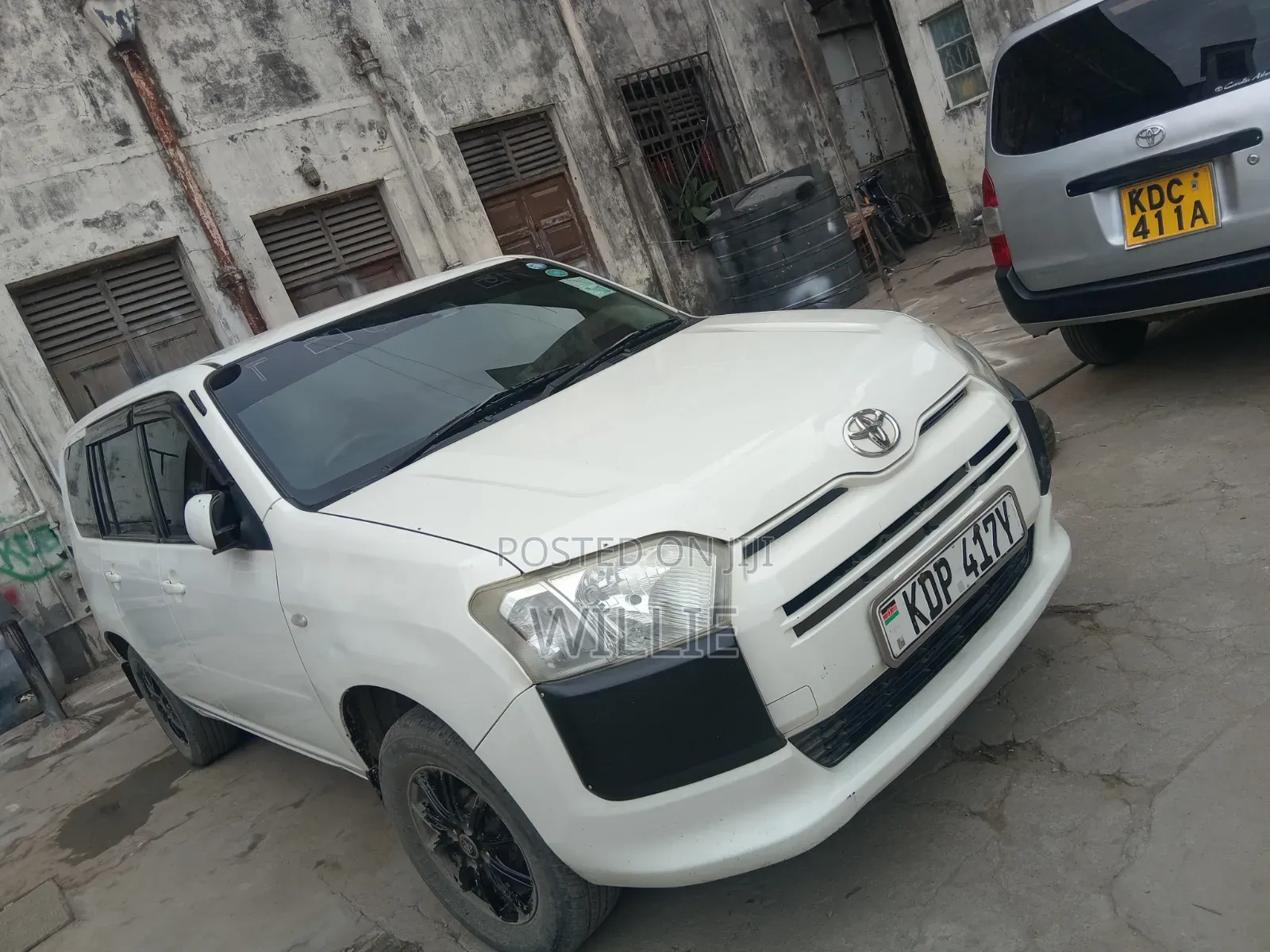 Toyota Succeed SV Premium 2016 White