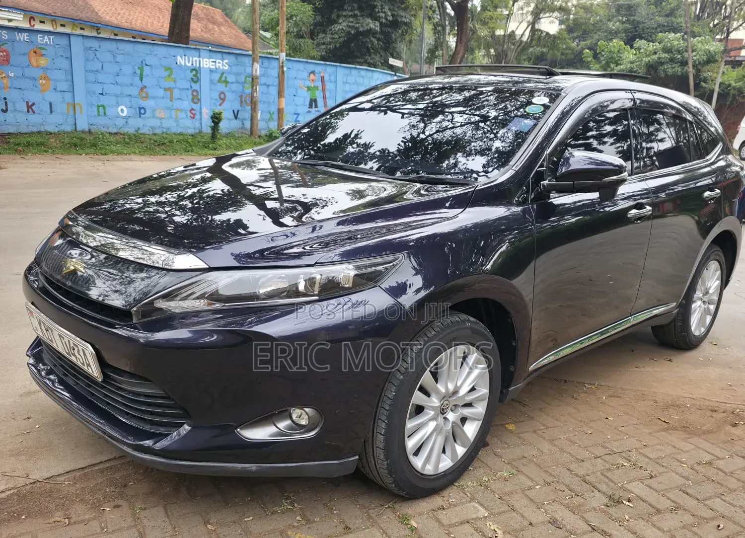 Toyota Harrier 2017 Black