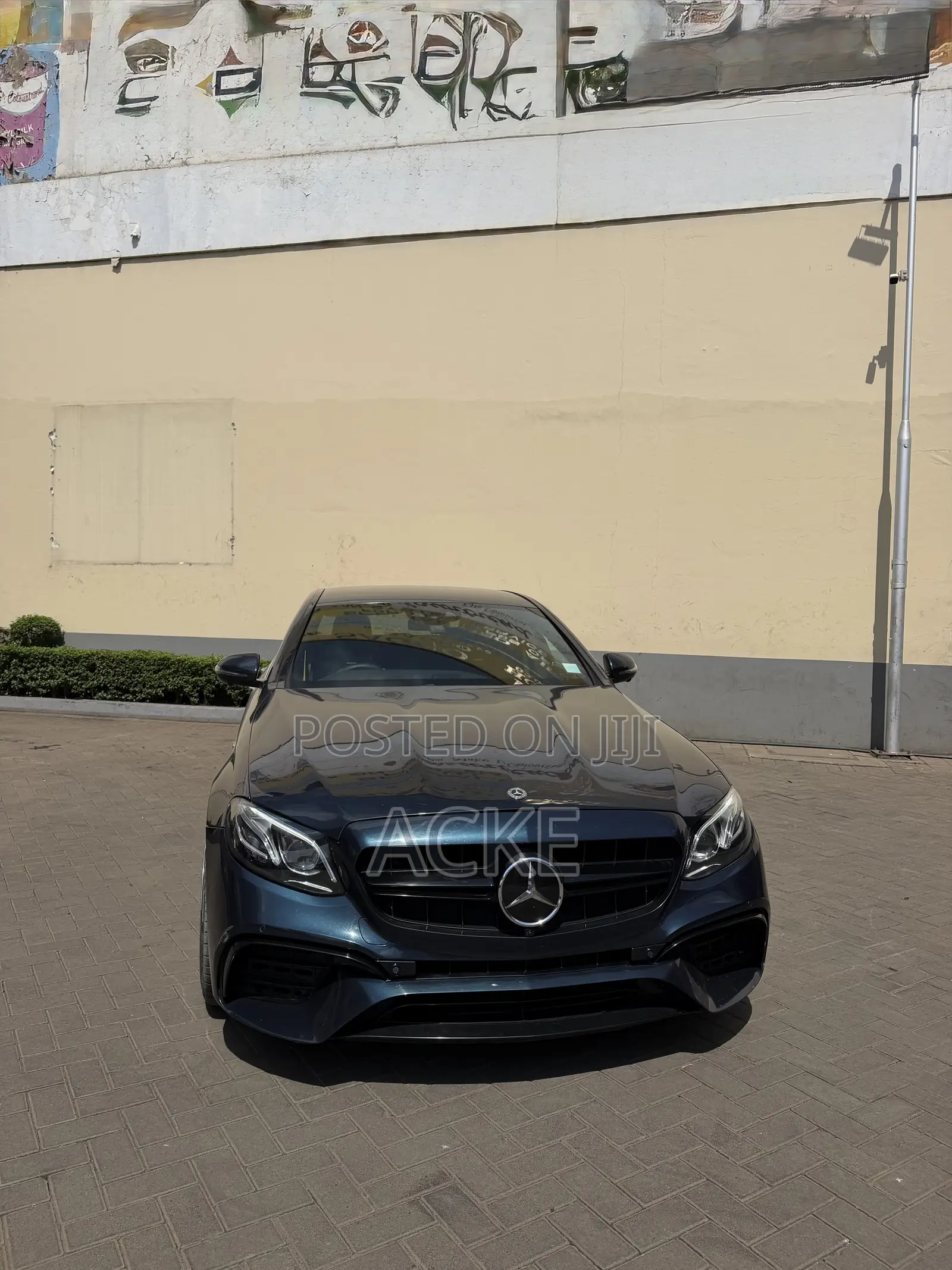 Mercedes-Benz E200 2019 Blue