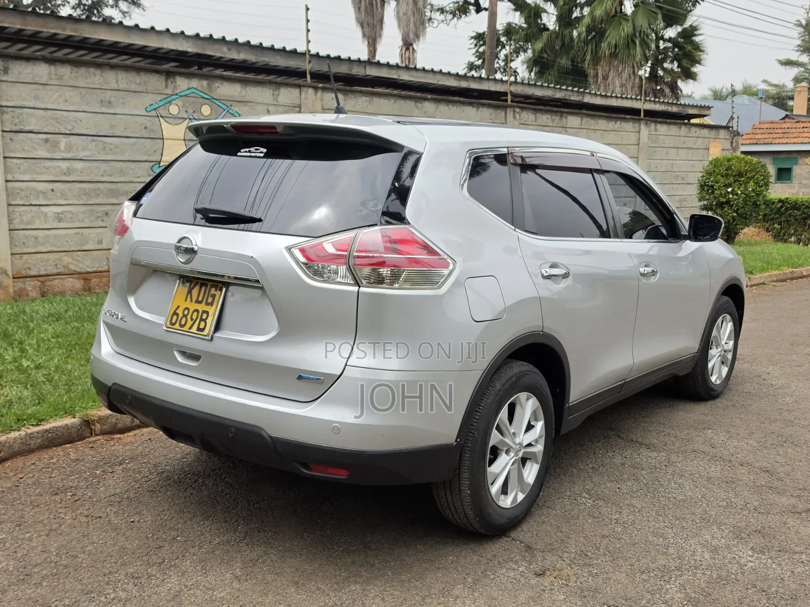 Nissan X-Trail 2.0 Petrol AWD 2014 Silver