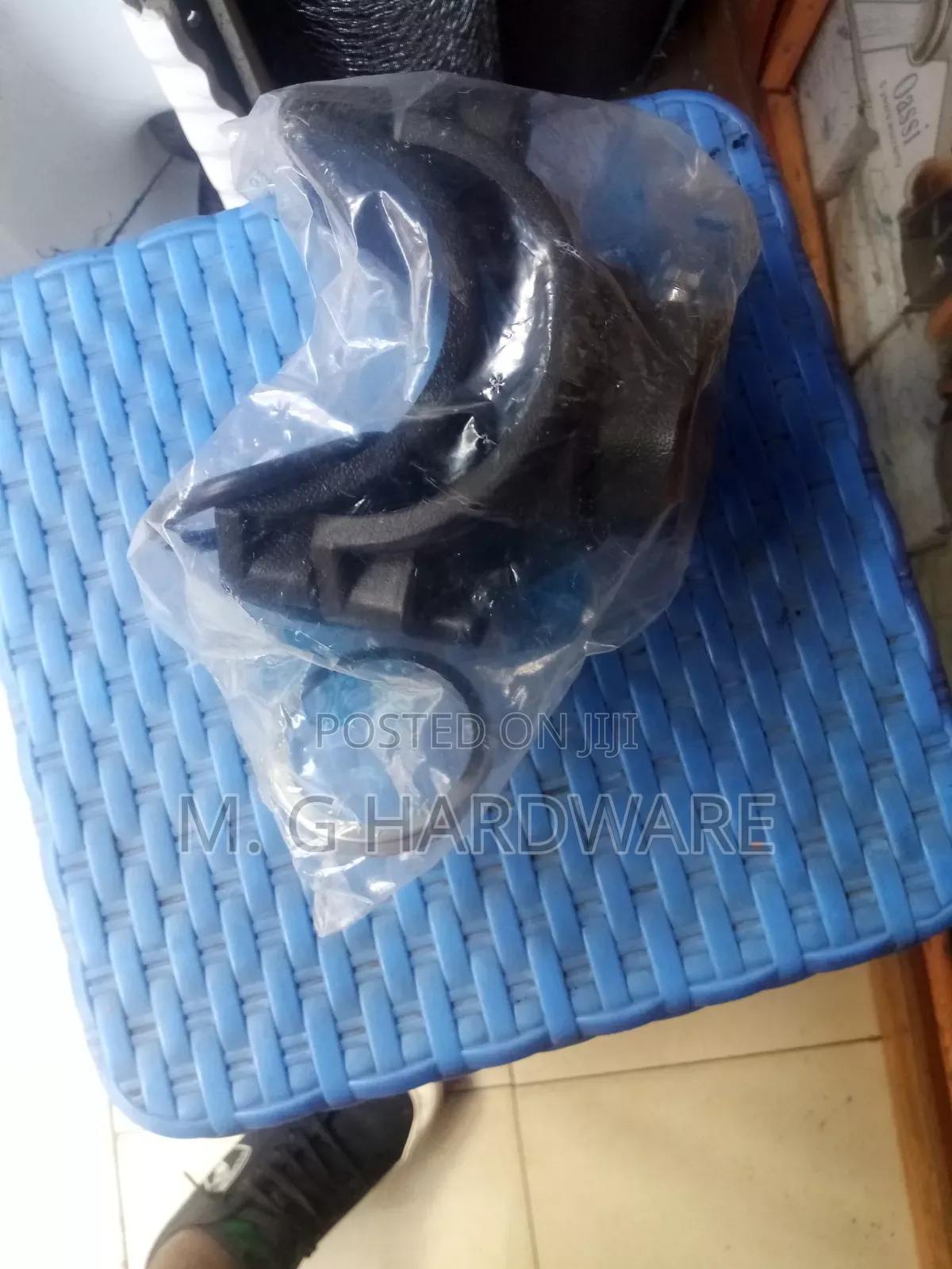 Saddle Clamp 3 *11/2"