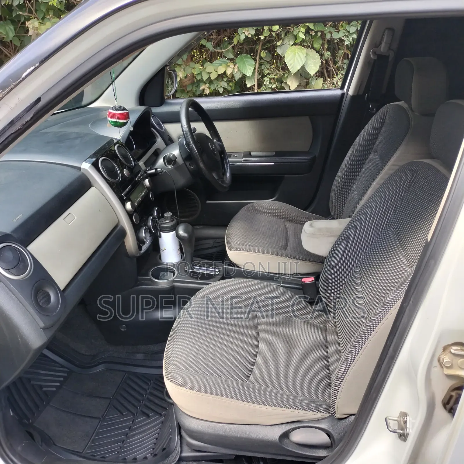 Mazda Verisa 2008 White