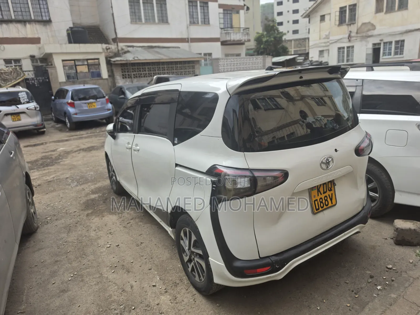 Toyota Sienta 2017 White