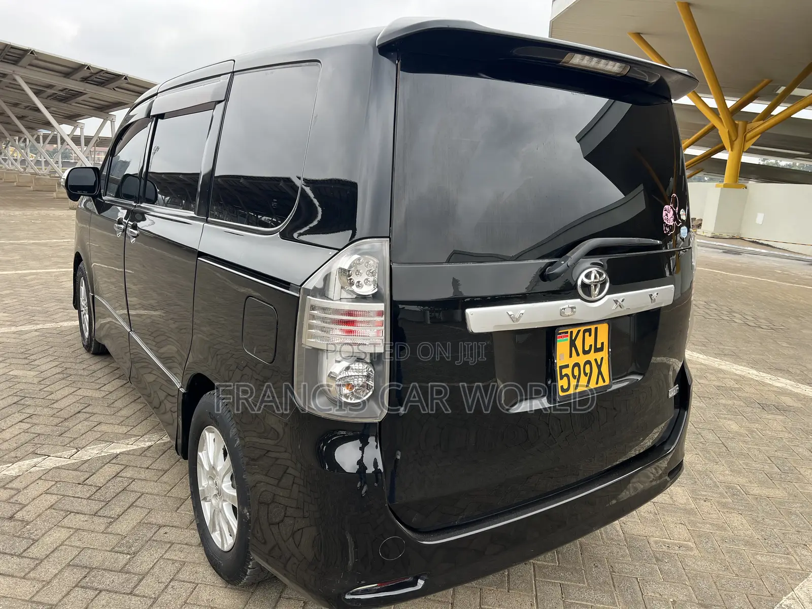 Toyota Voxy 2011 Black