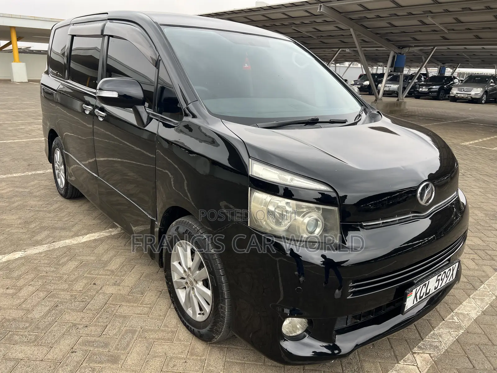 Toyota Voxy 2011 Black
