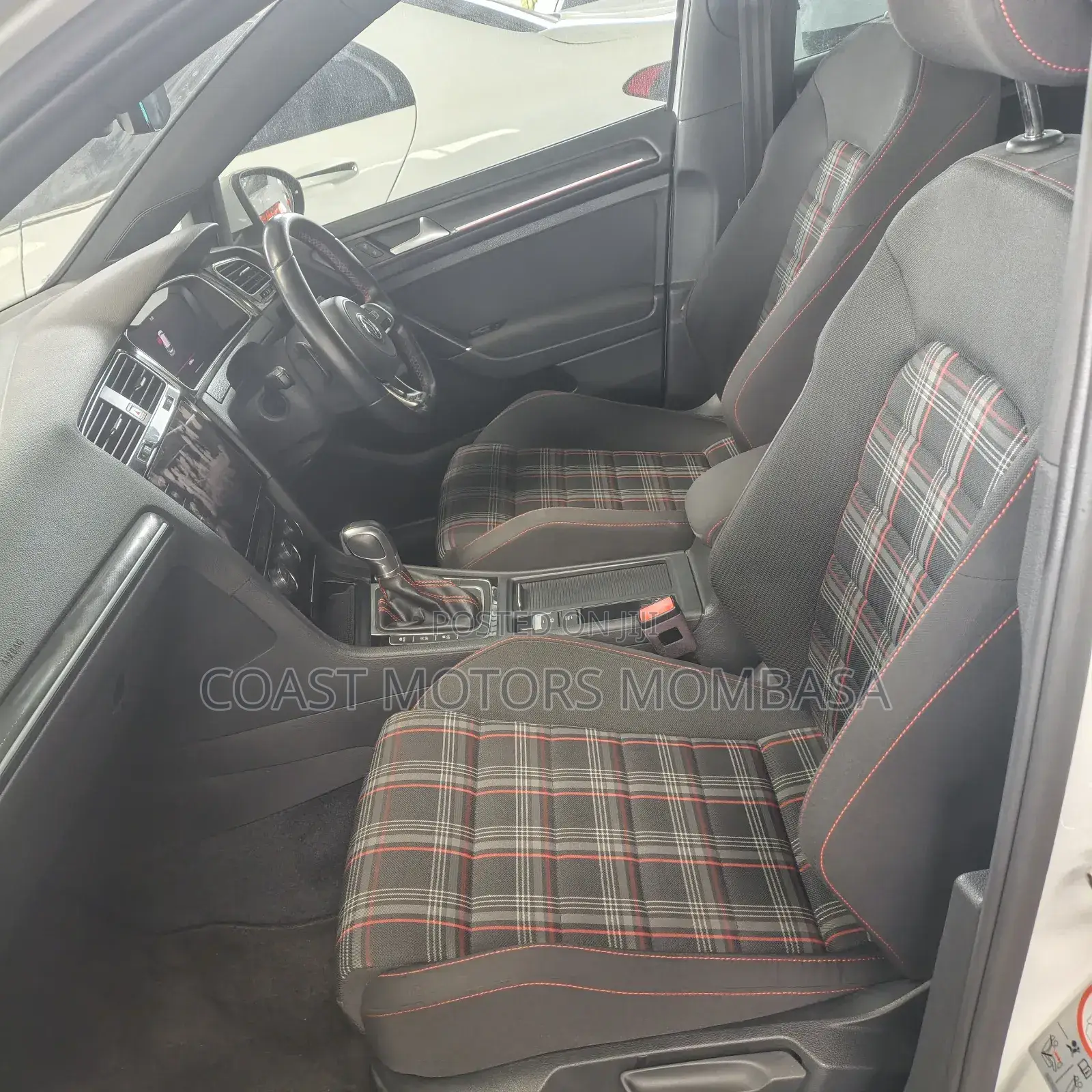 Volkswagen Golf GTI 2023 White