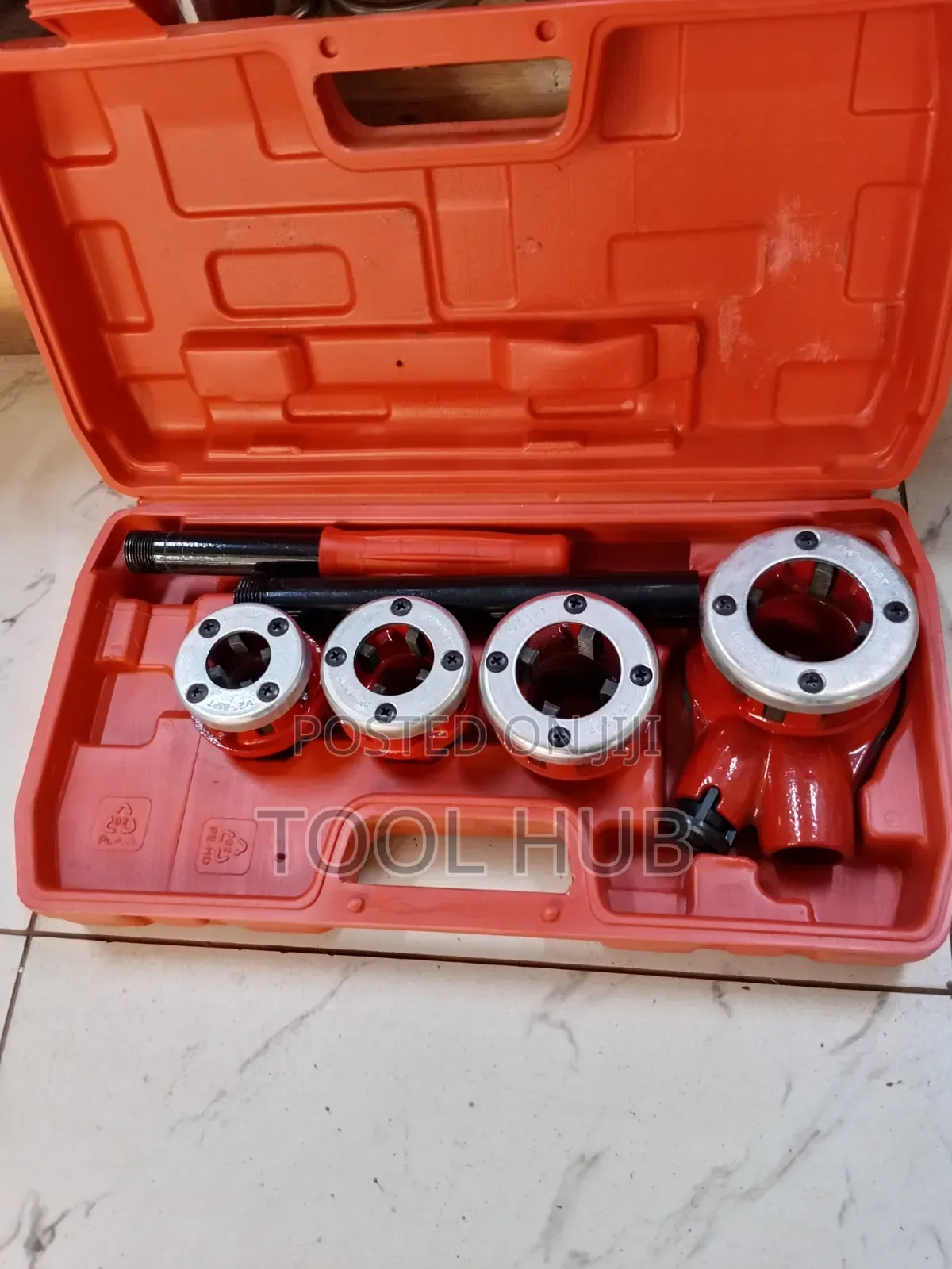 Manual Pipe Threading Die Set./ Die Stock Set