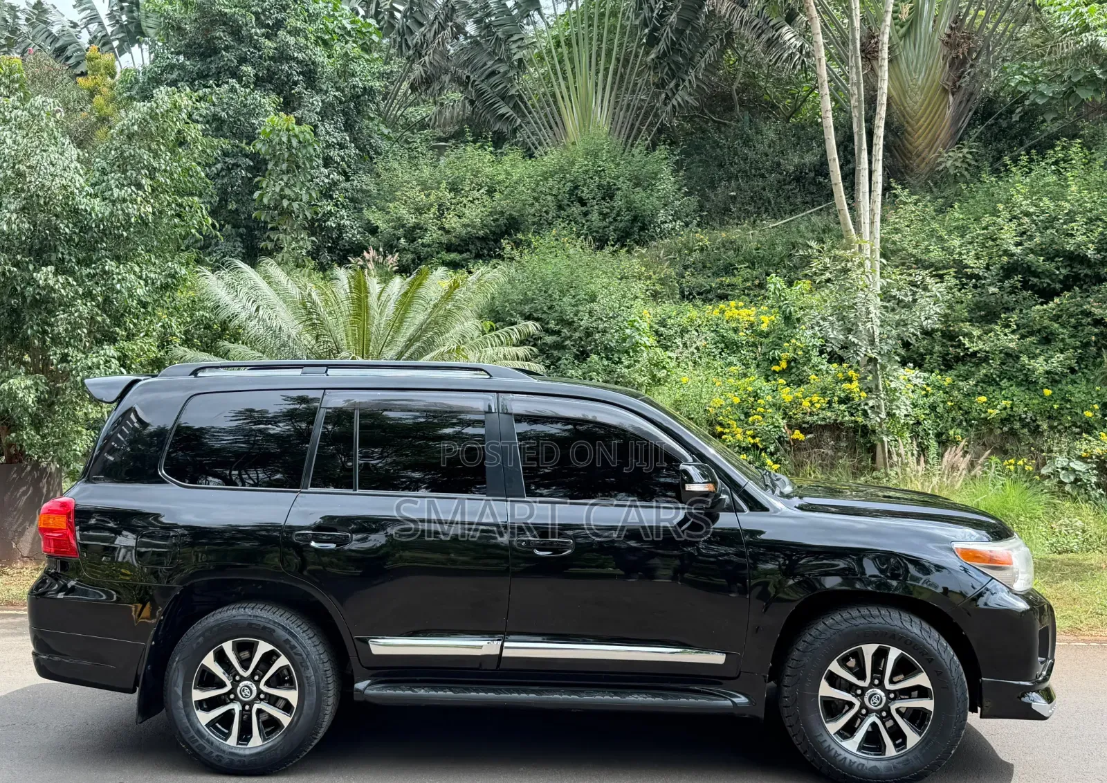 Toyota Land Cruiser 2012 Black