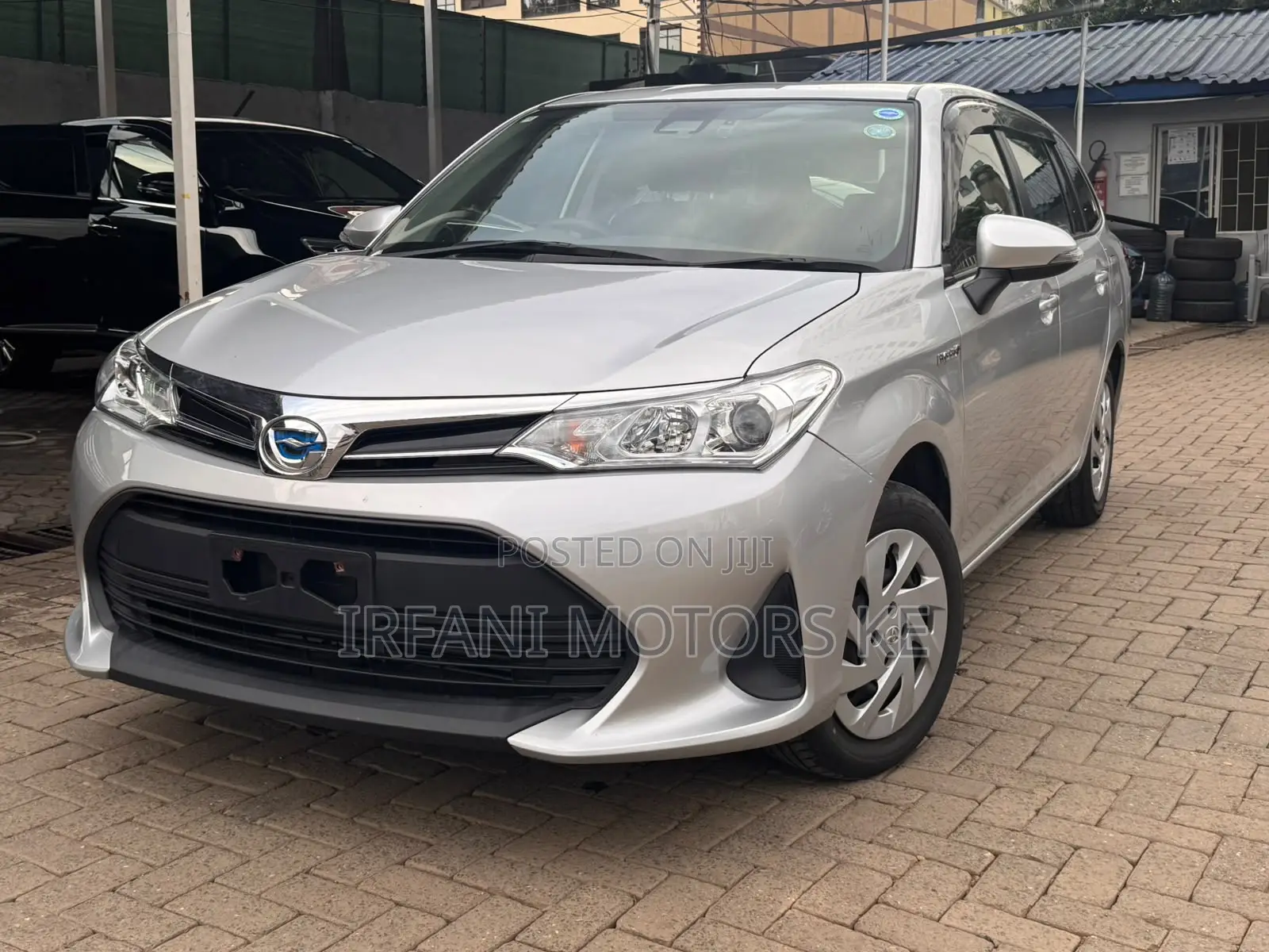 Toyota Corolla Fielder 1.5 Hybrid FWD 2020 Gray