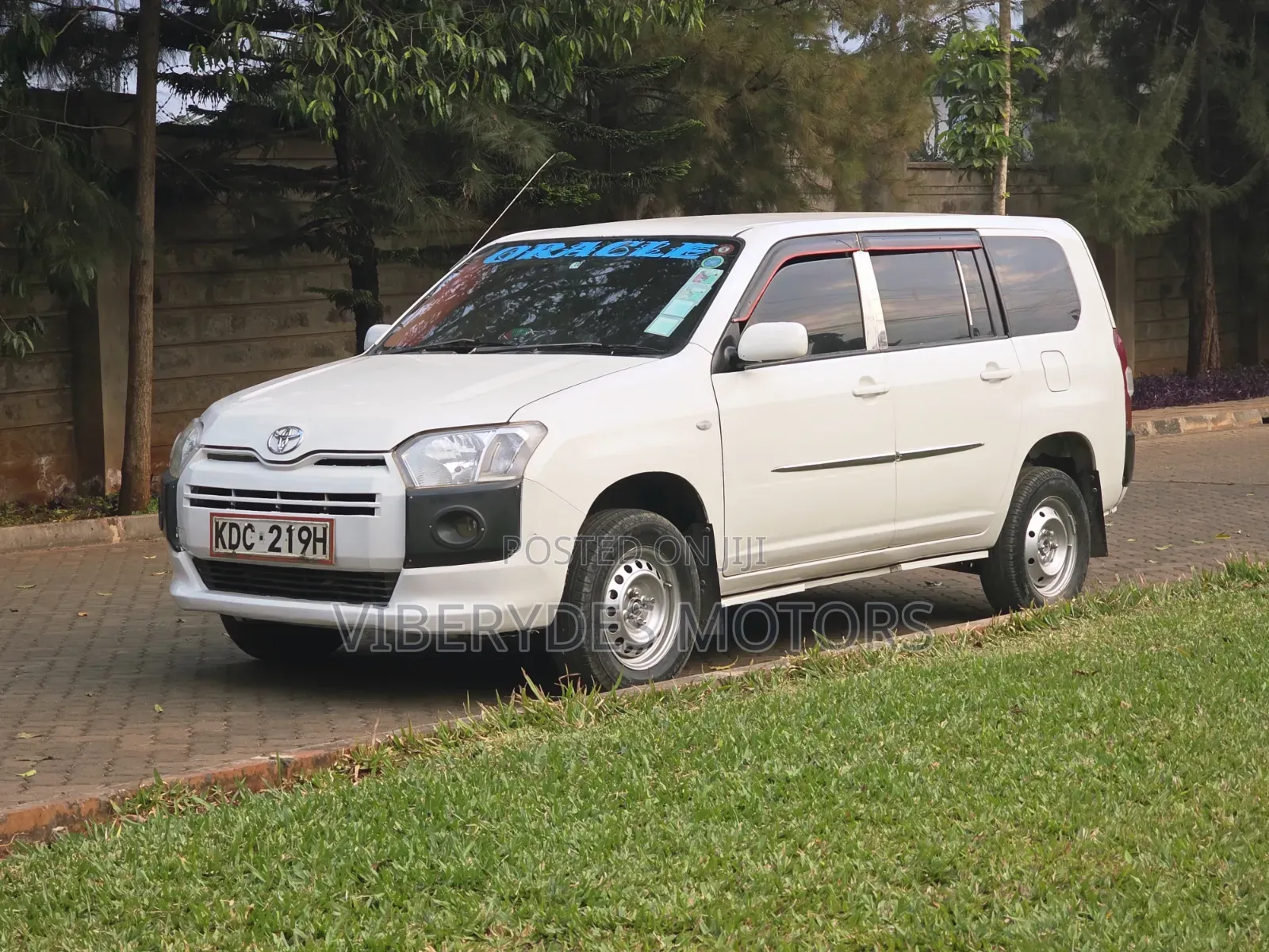 Toyota Succeed SV Premium 2014 White