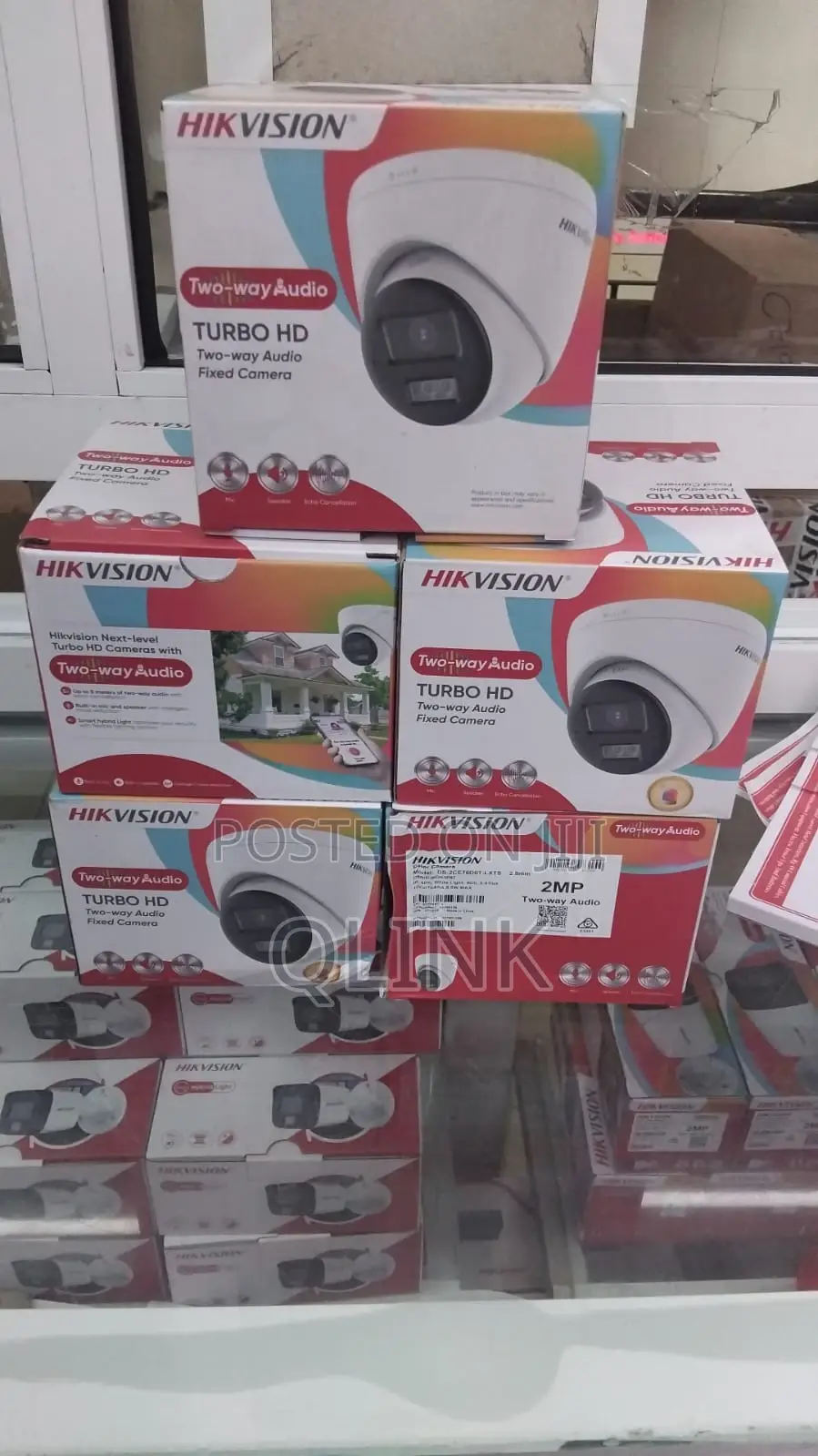 Hikvision Ds-2ce78d0t-LXTS 2mp Two Way Audio Siren Turbo Hd Camera
