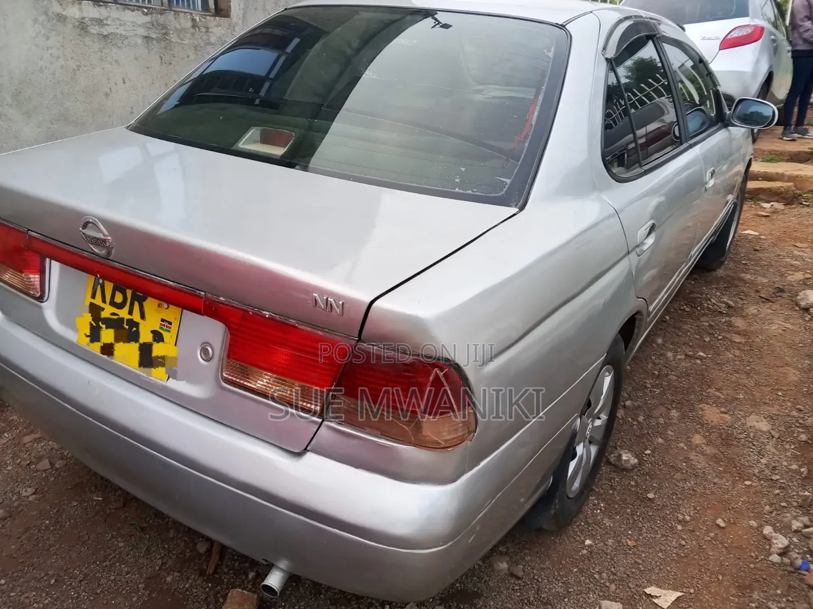 Nissan Sunny 2005 Silver