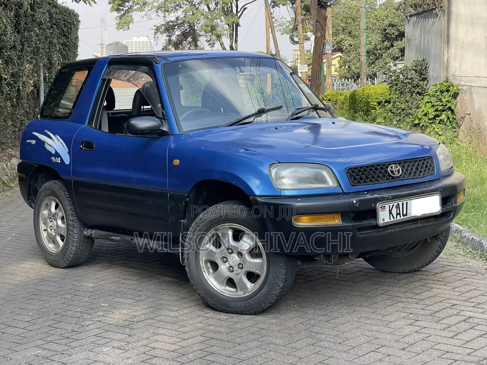 Toyota RAV4 Automatic 2000 Blue