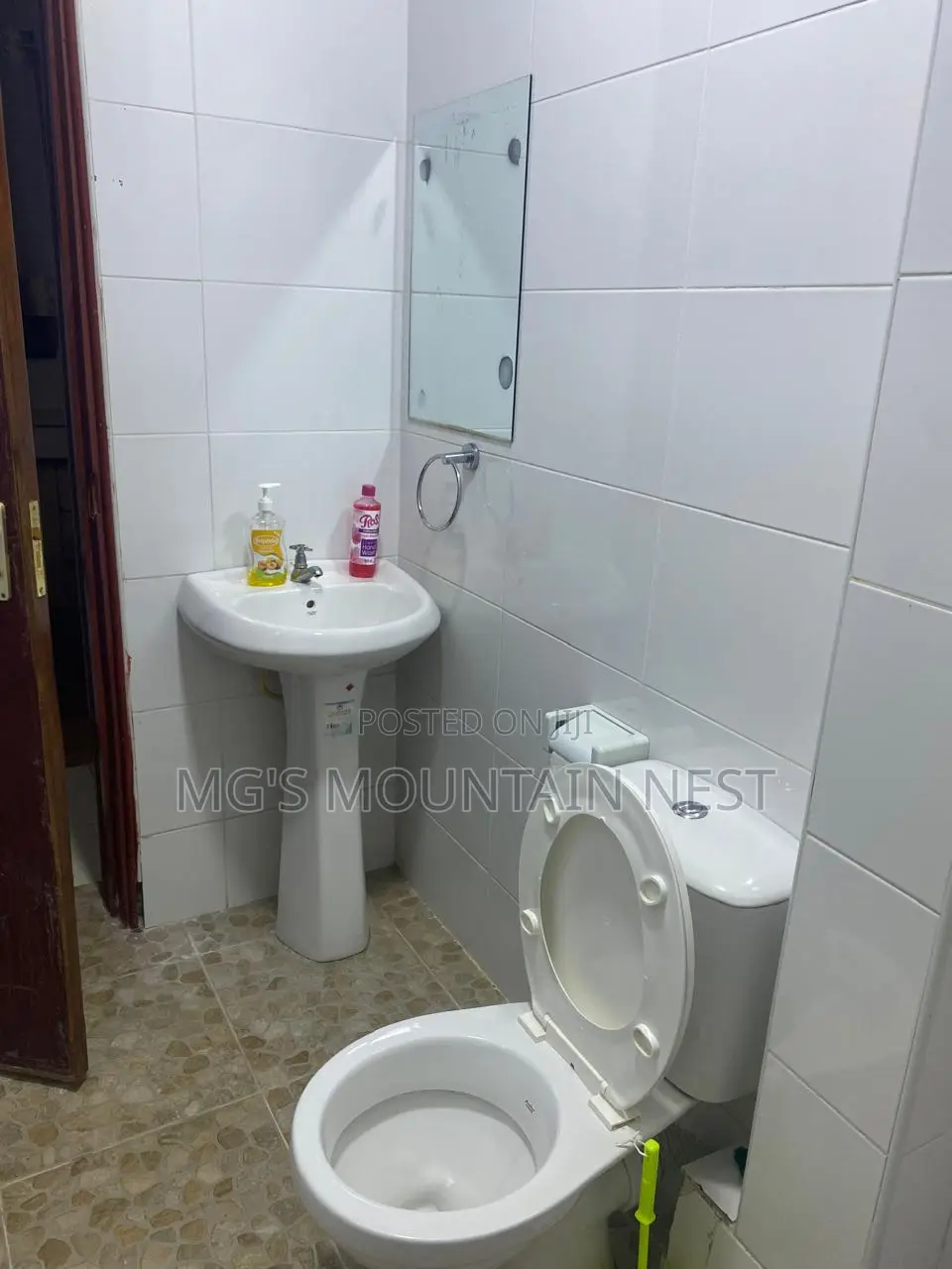 Mg's Mountain Nest | One Bedroom Airbnb Near Garden City Mall