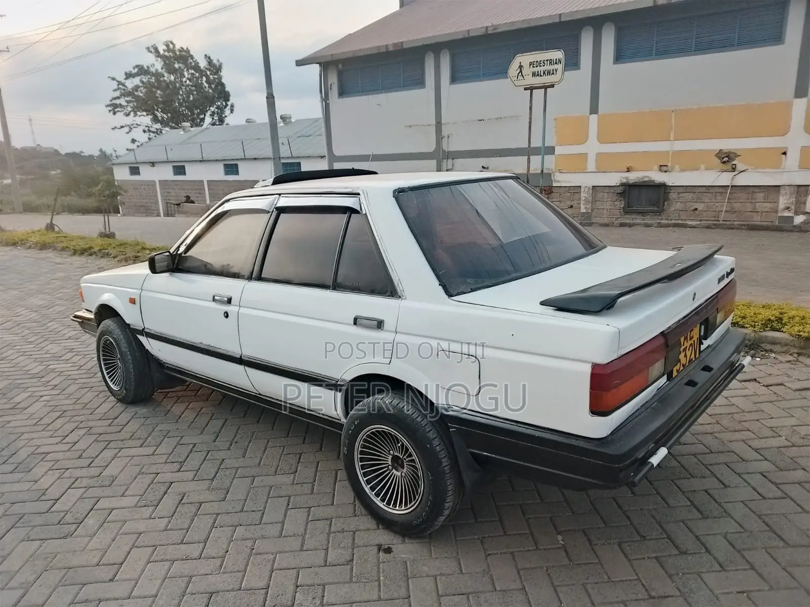 Nissan Sunny 1999 White