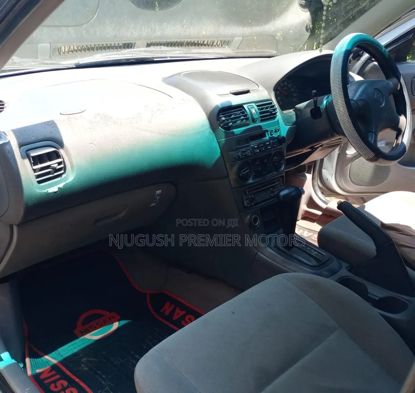 Nissan Sunny 2001 Silver