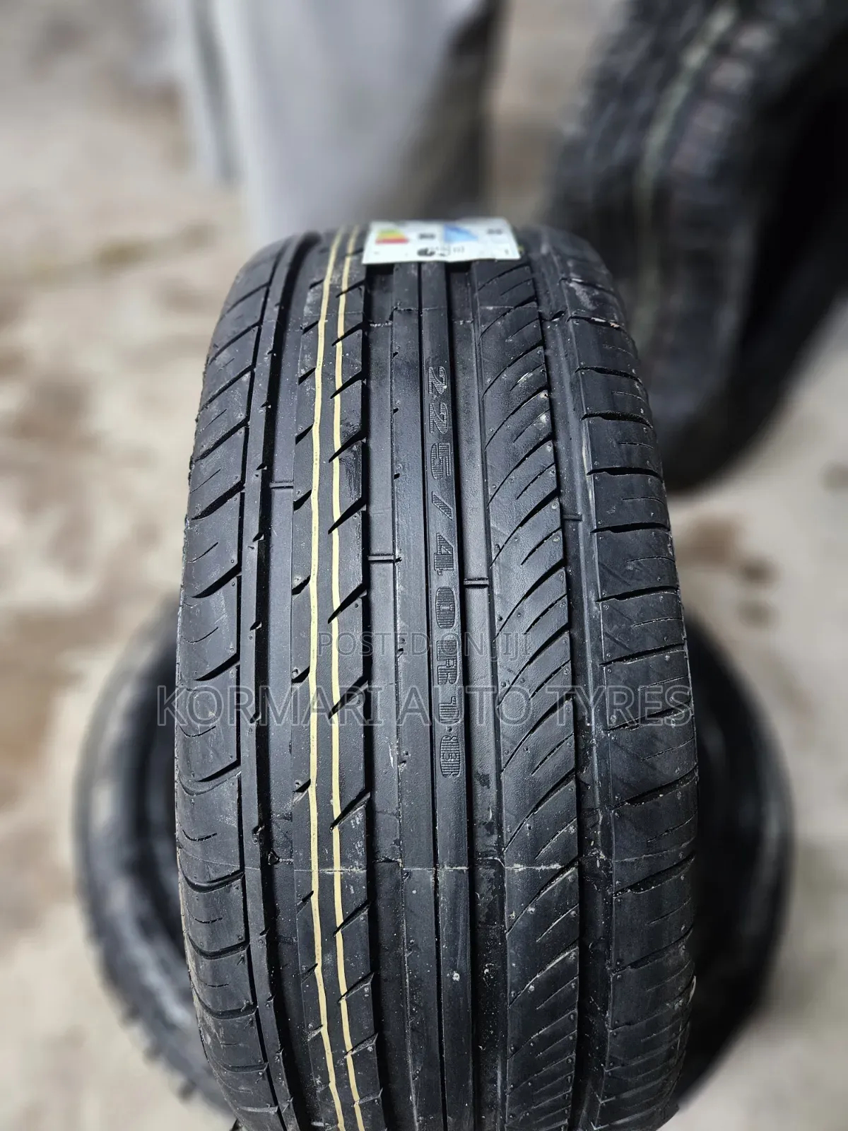 225/40r18 Sunfull Tyre