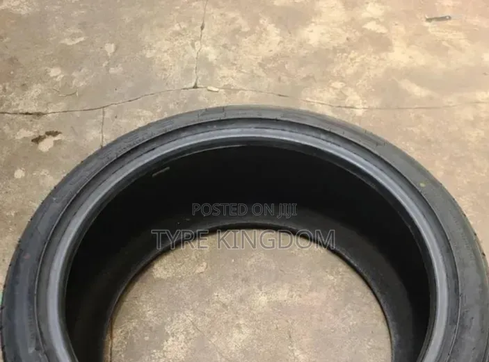 275/40r22 Tyres Tires