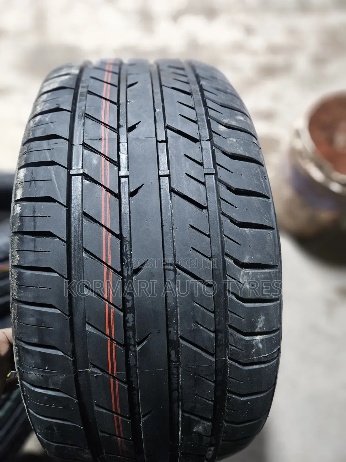 285/35r20 Bearway Tyre