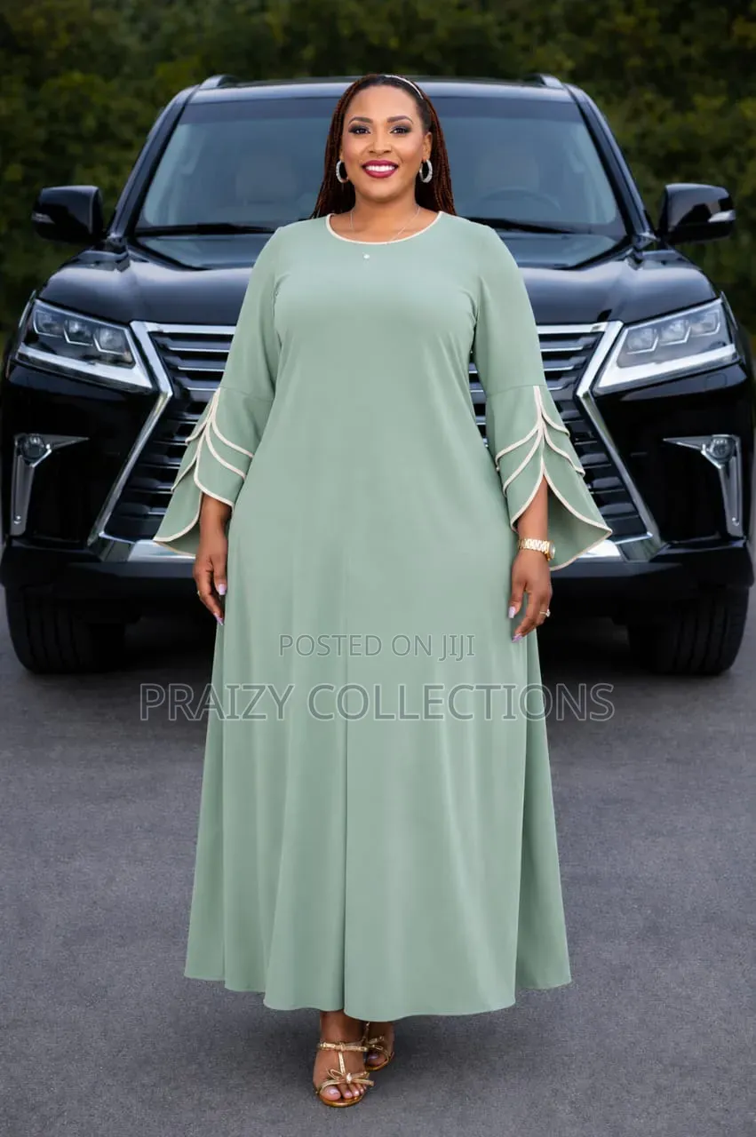 Elegant Maxi Dress With Statement Bell Sleeves