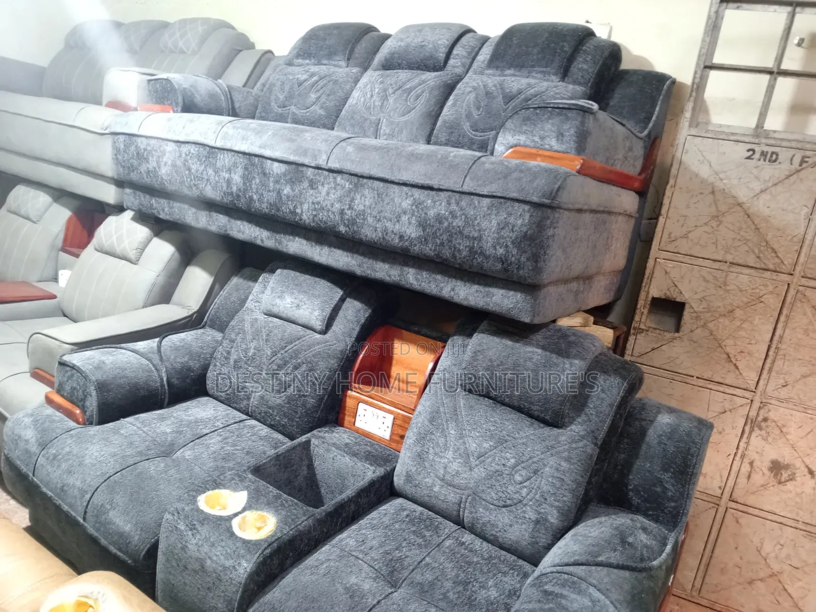 Grey Color Luxury Sit