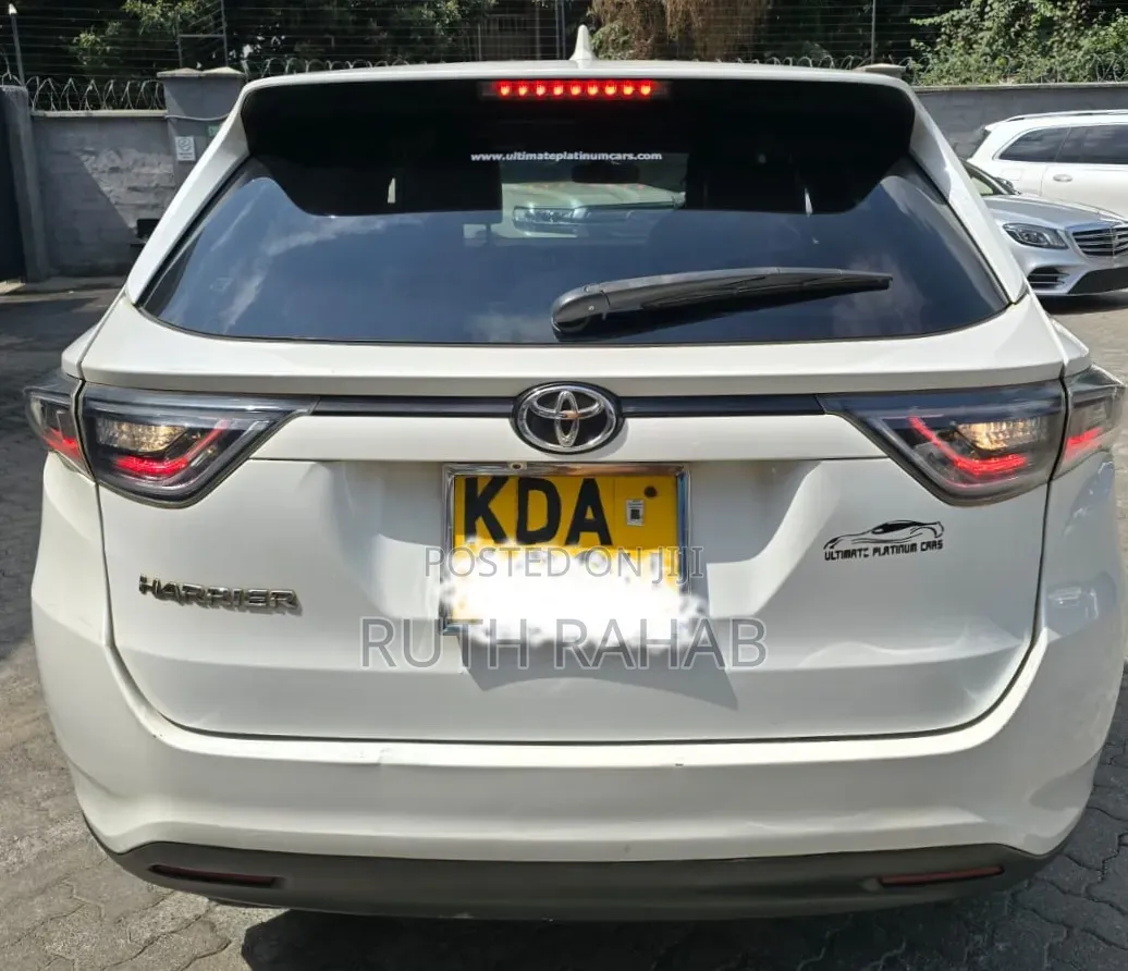 Toyota Harrier 2014 White