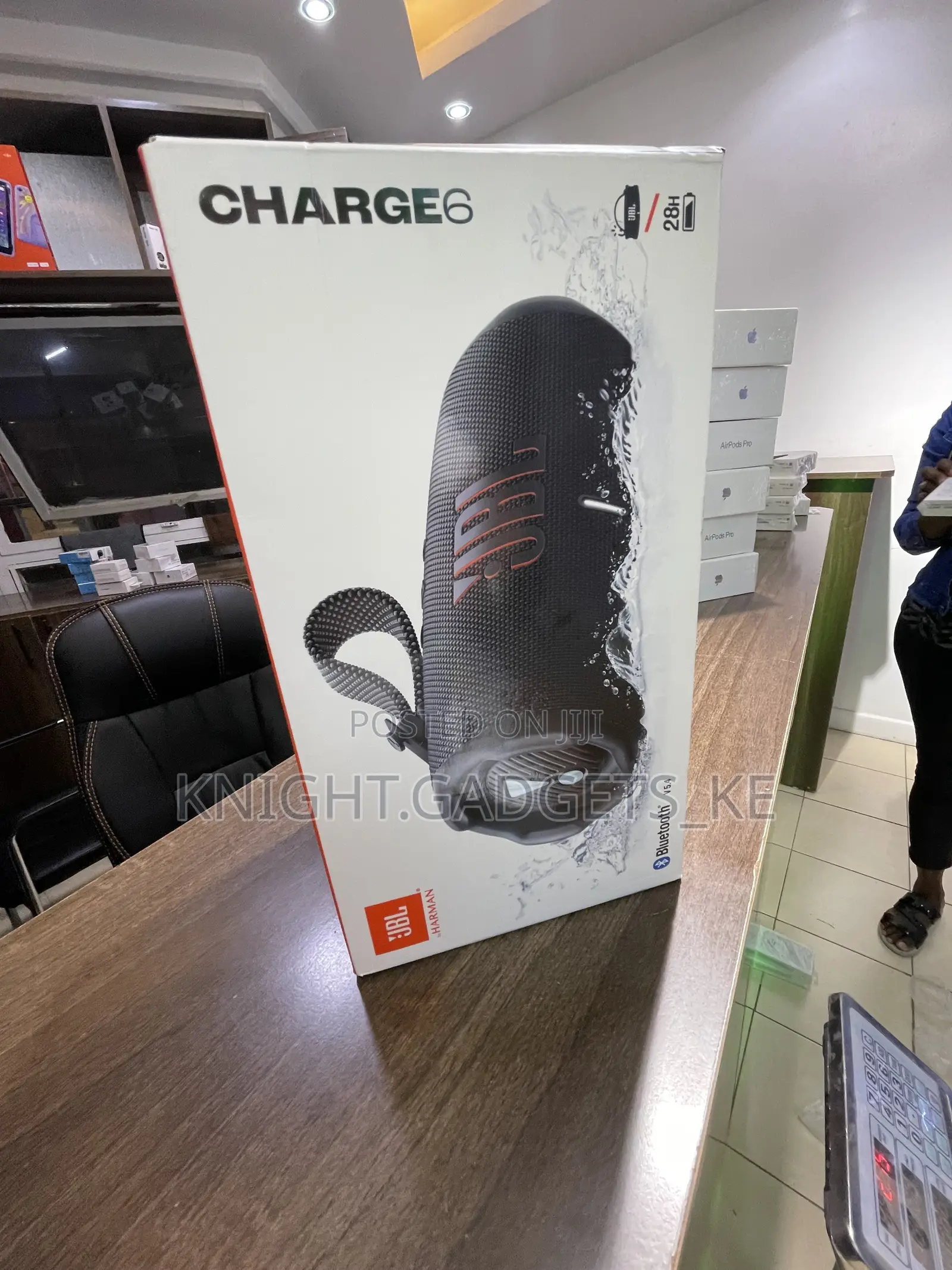 JBL by Harman ( Charge 6) Speakers