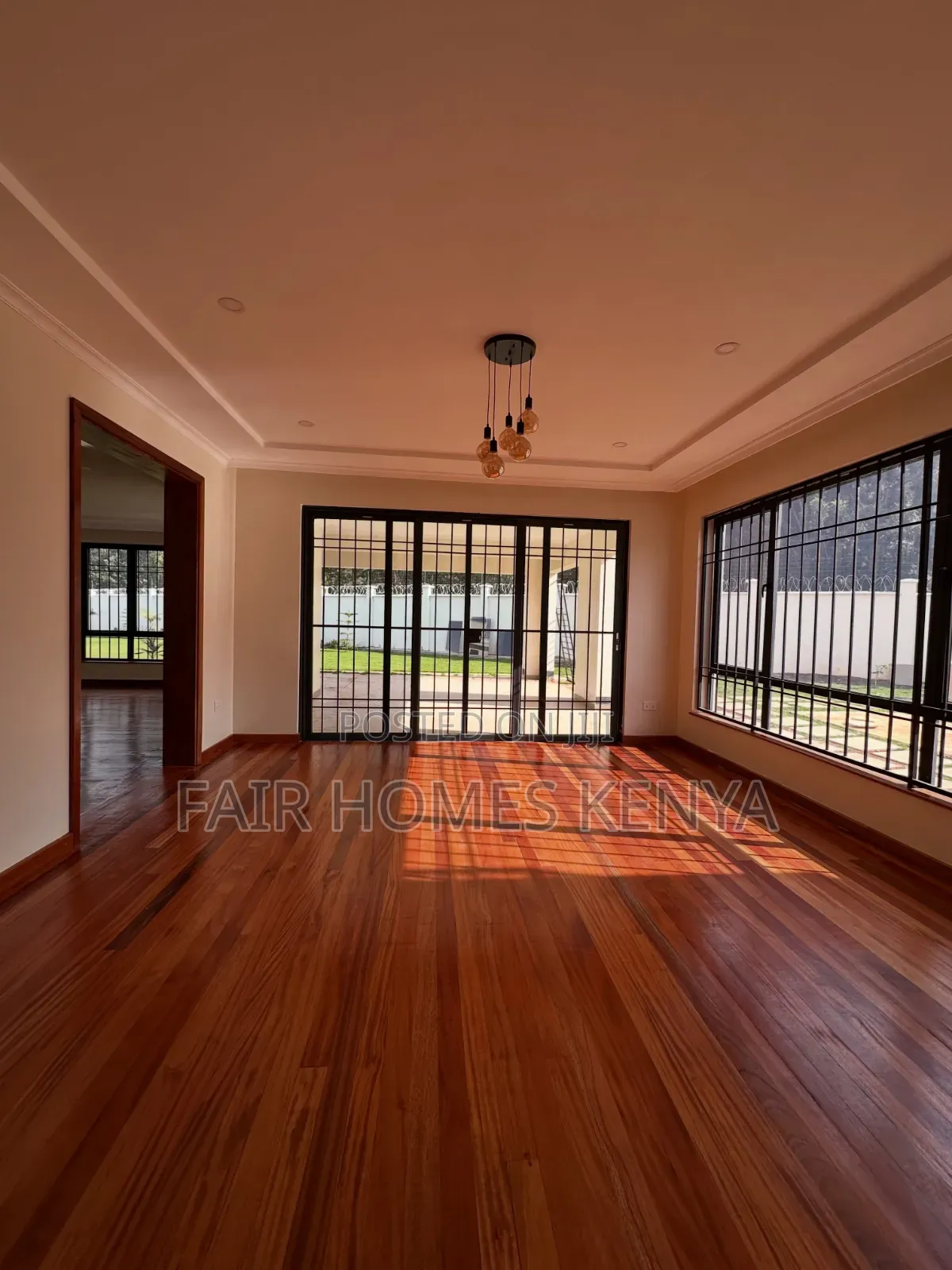6bdrm Townhouse / Terrace in Kibagare Way, Kyuna Estate for rent